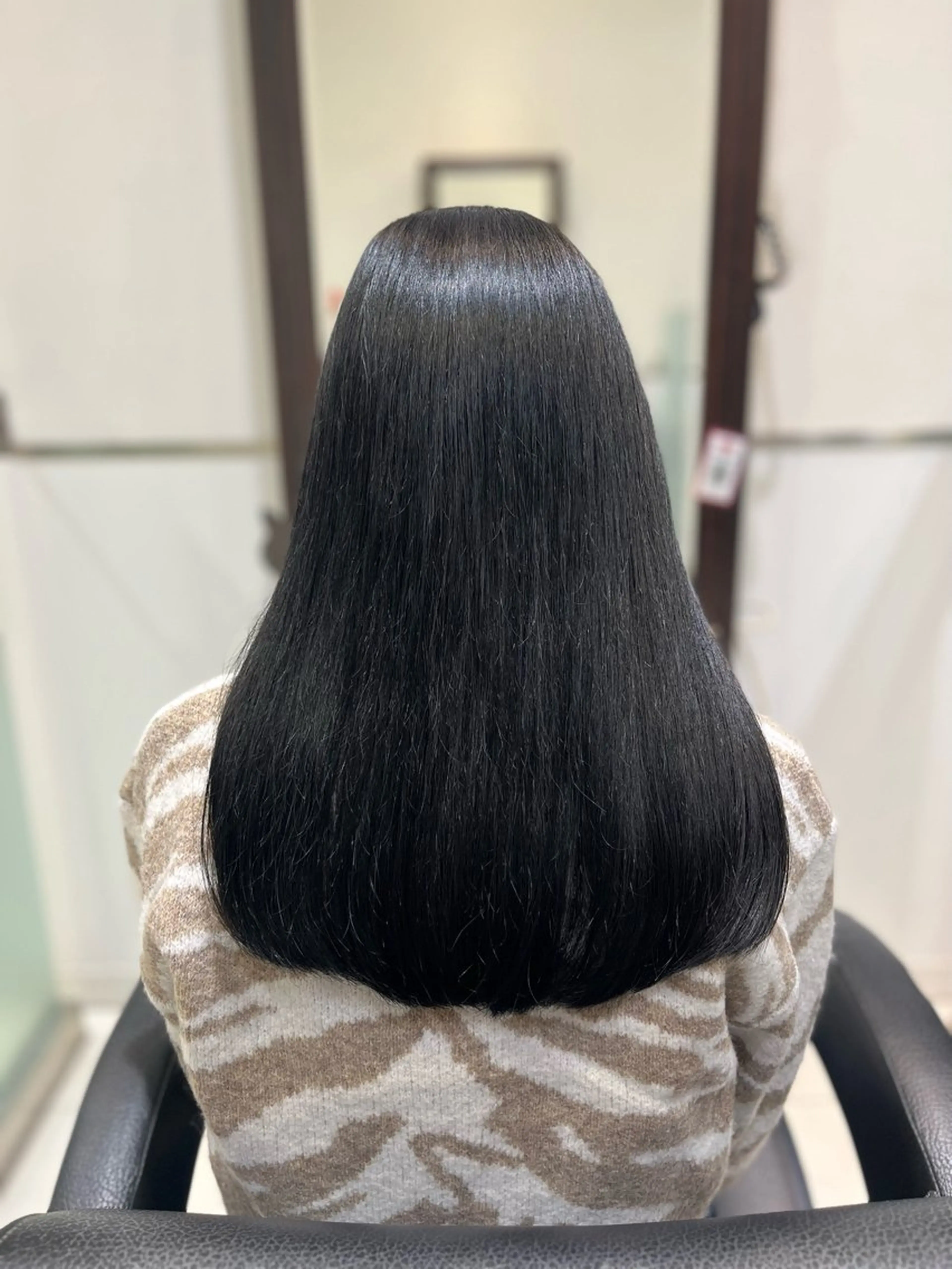 セミロング ヘアカラー 🍒高橋 美羽🍒のヘアスタイル