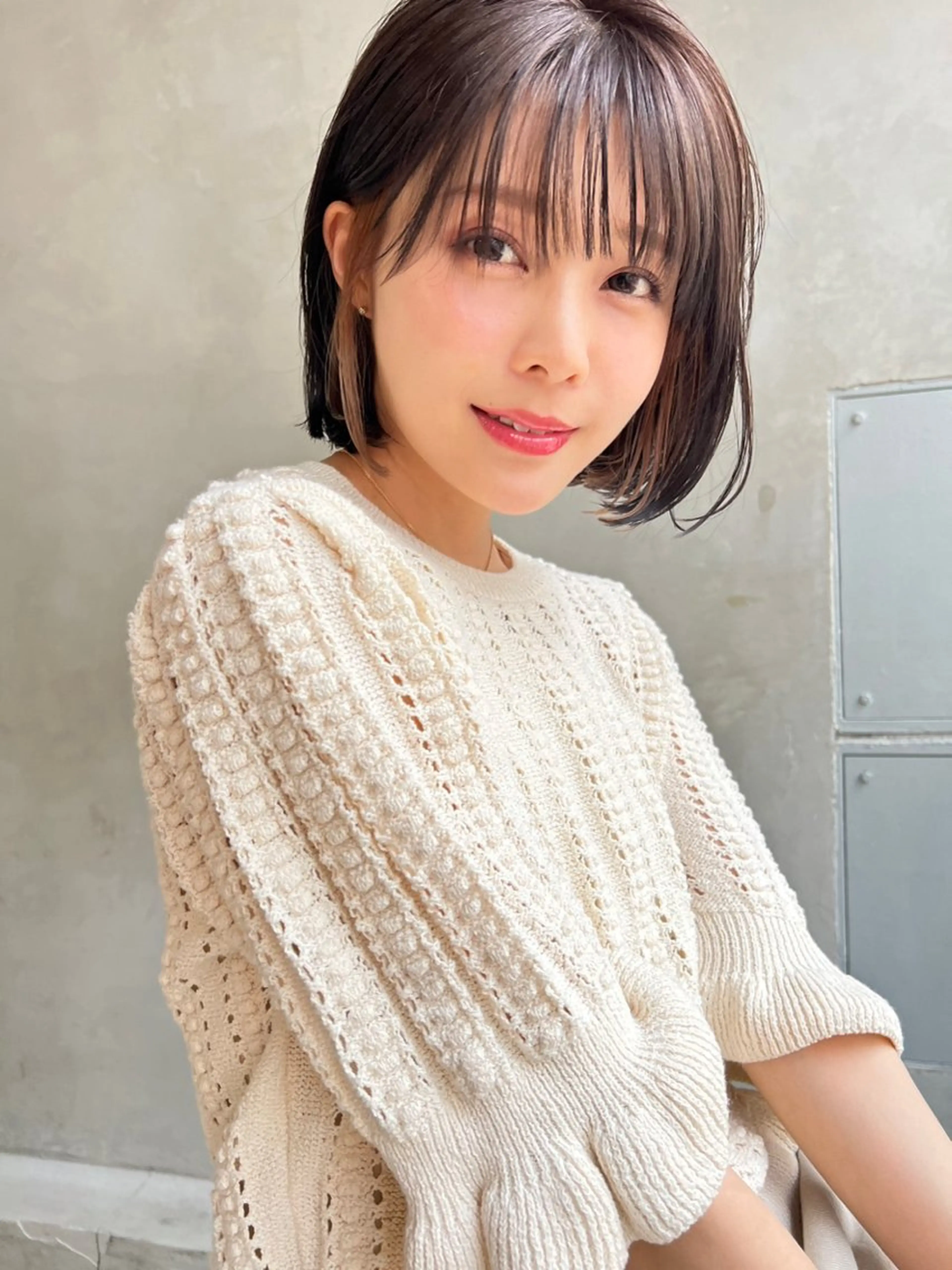 セミロング カラー ヘアカラー 透明感🌱ハイトーン ✨艶髪🫧川﨑　翼のヘアスタイル