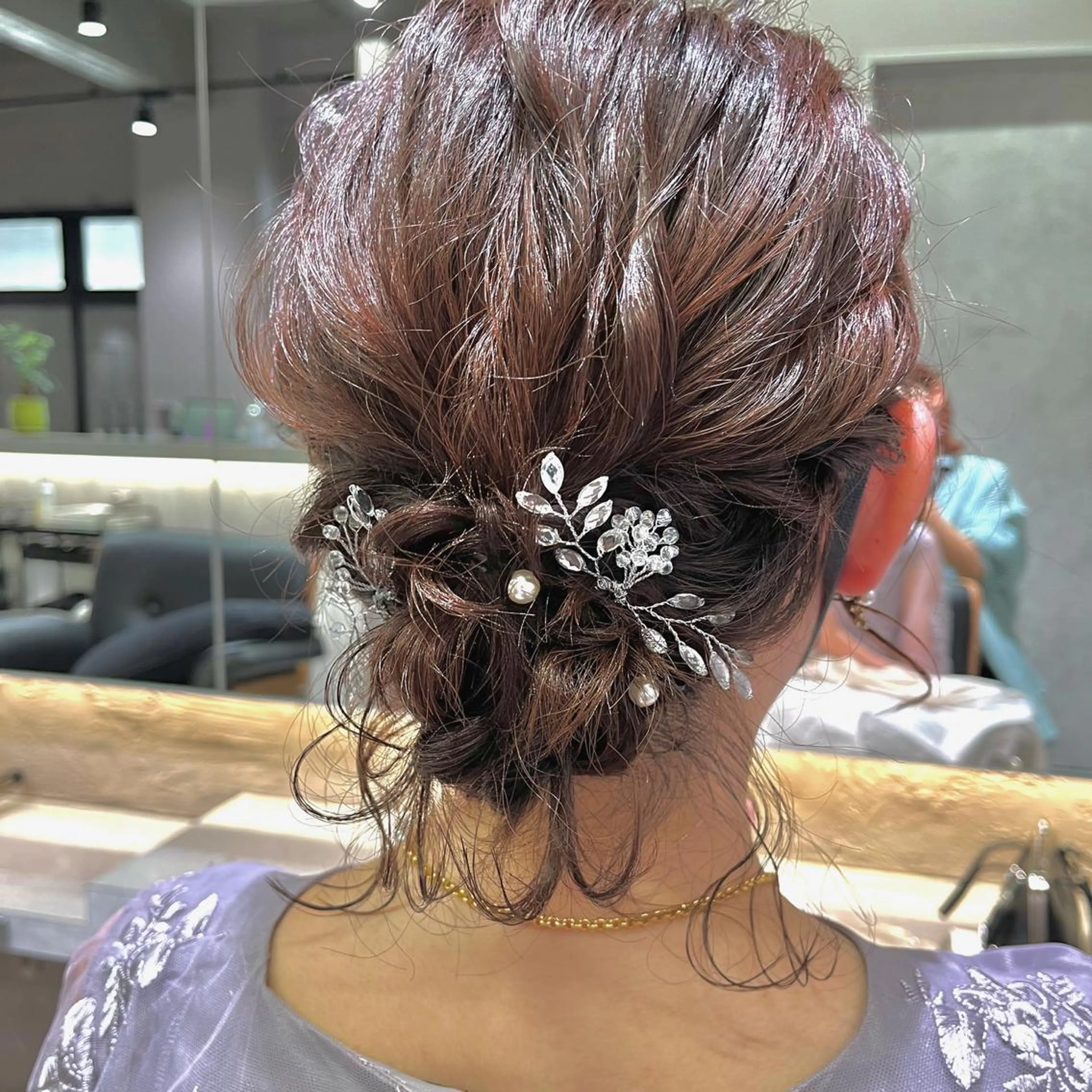 ミディアム ヘアセット mEg hair creation新川崎店所属・荒川 ひなの 新川崎のヘアスタイル