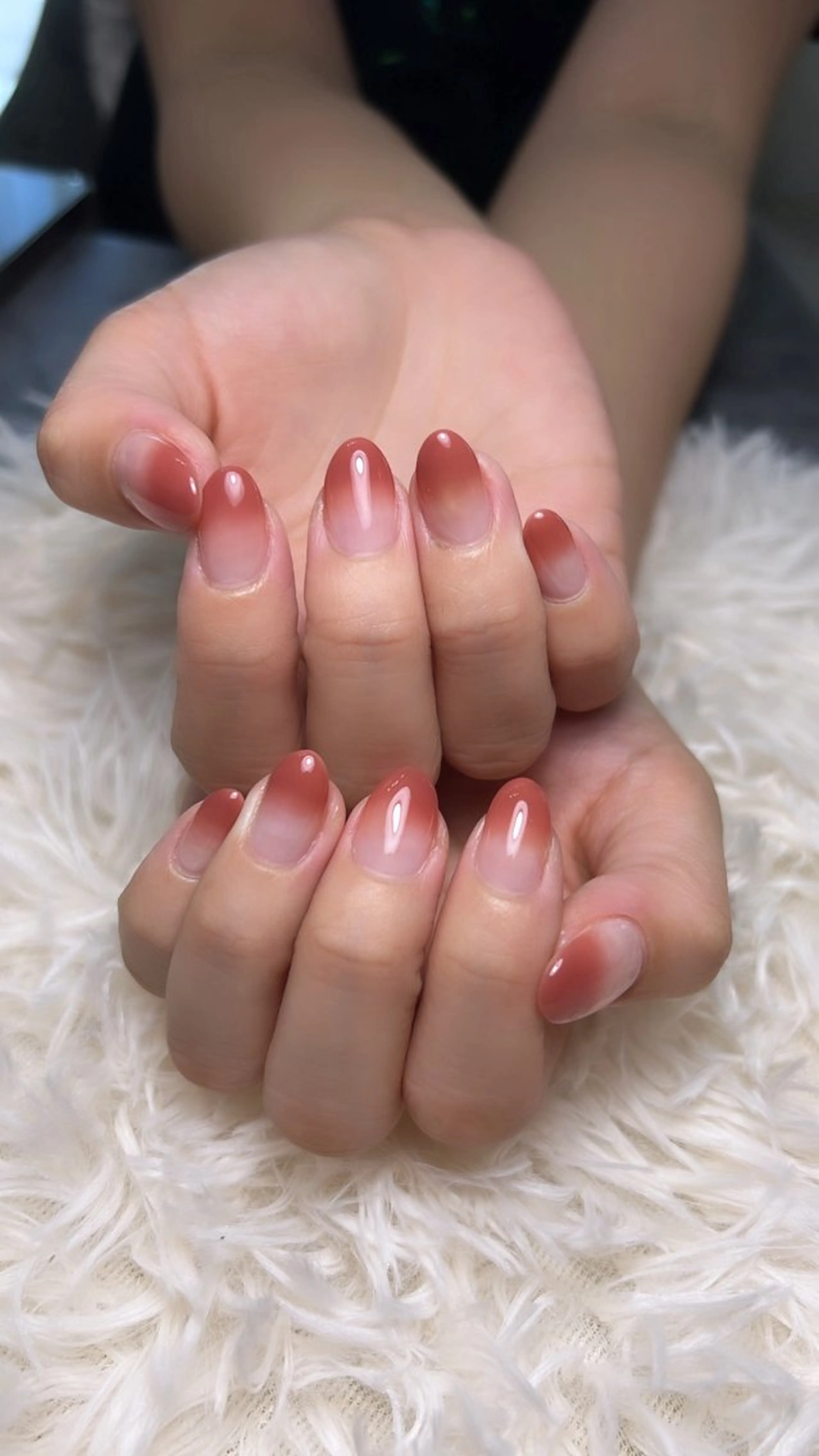ネイル グラデーション ハンドネイル Nail salon VIEWLUのネイルデザイン
