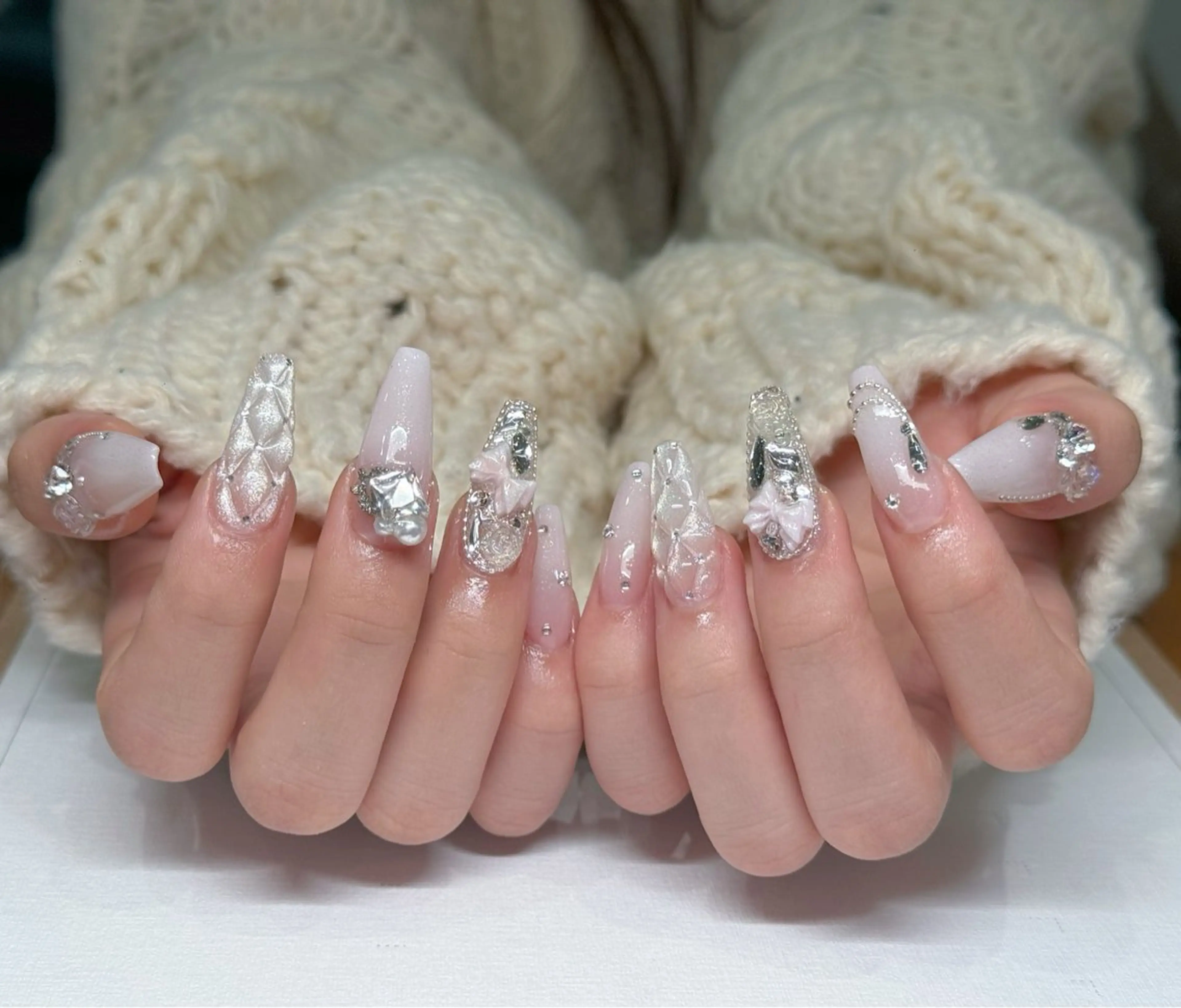 ネイル アニマル柄 ボルドー ブラウン フレンチネイル ゴールド ハンドネイル MILO 168 池袋のネイルデザイン