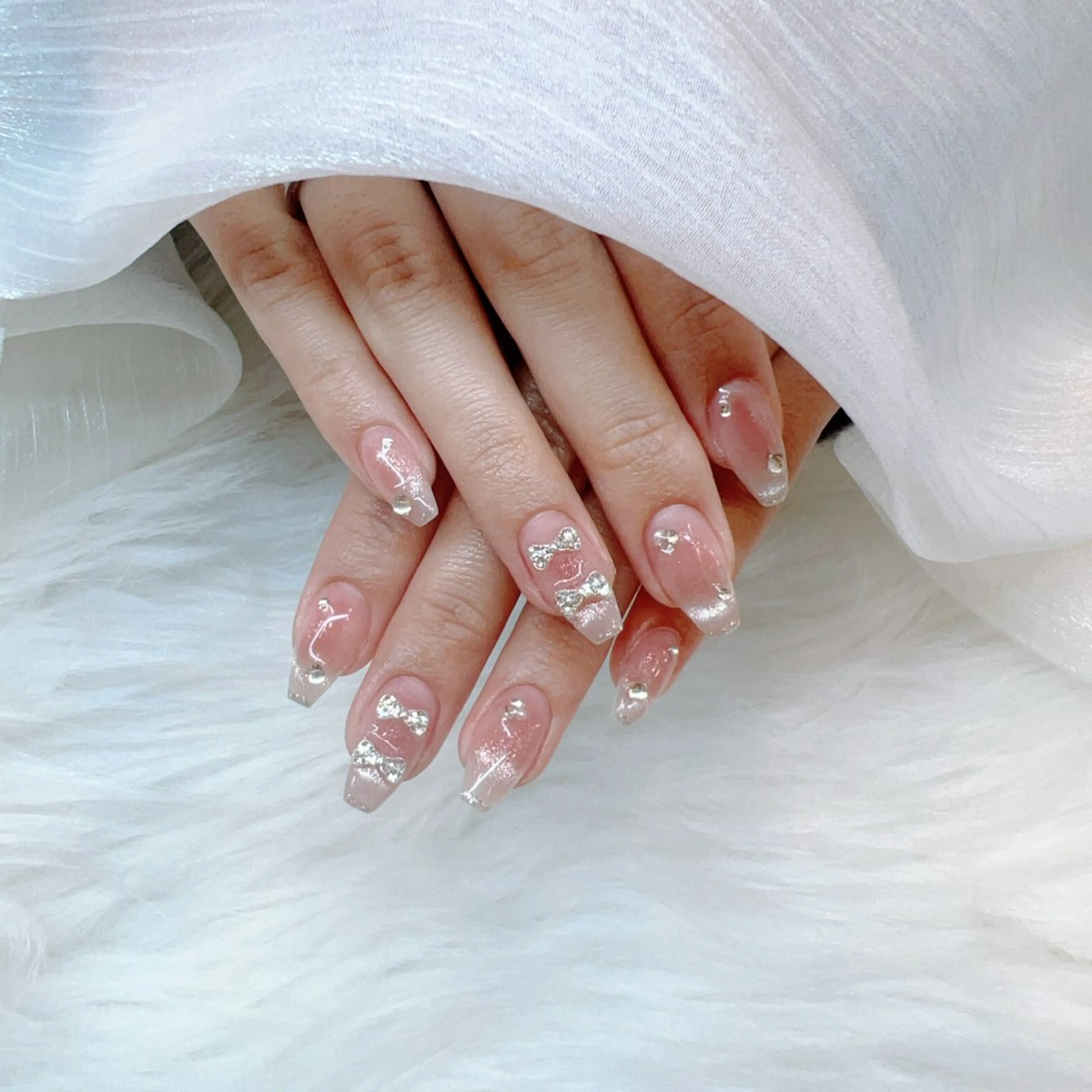 ネイル U.NI  nail .のネイルデザイン