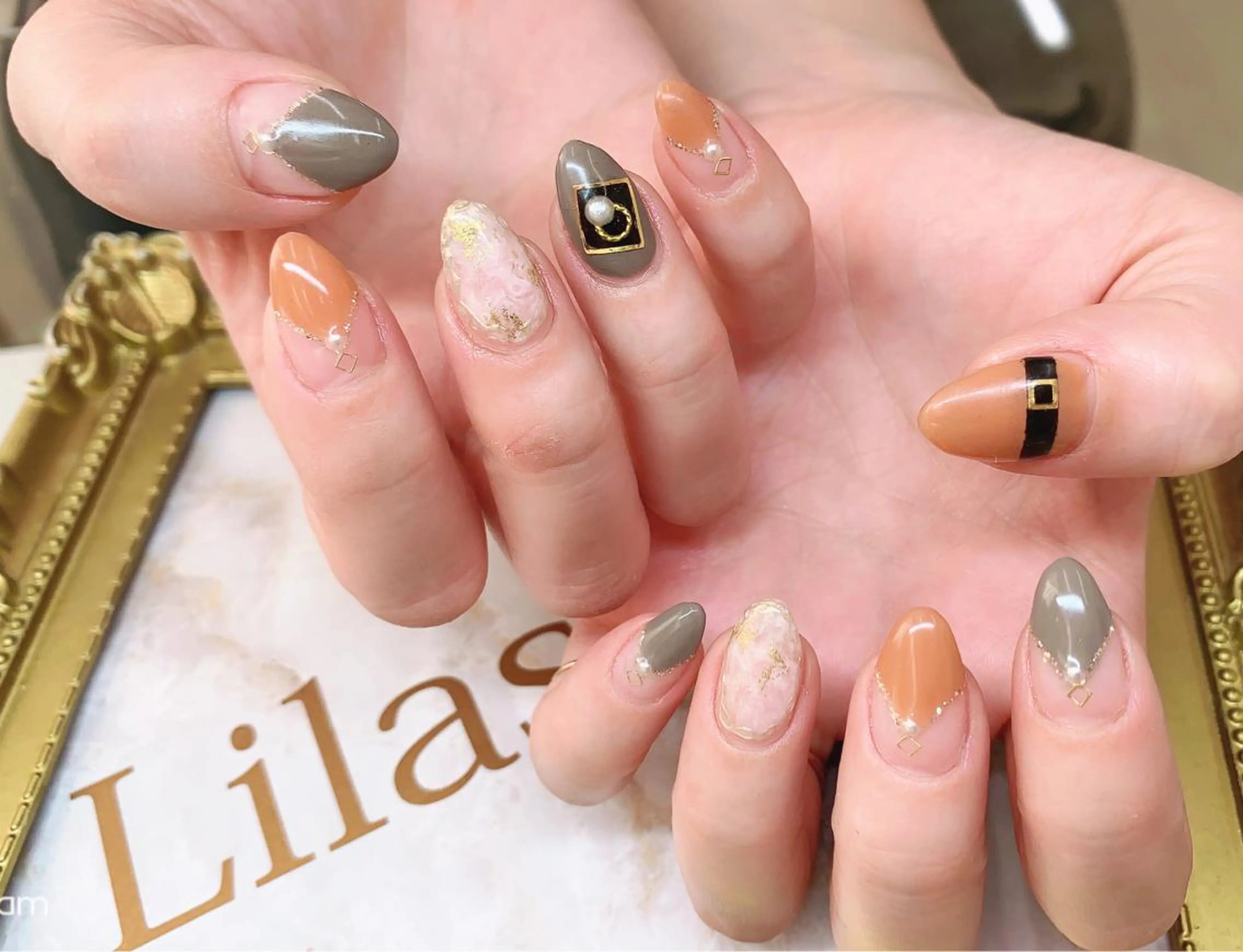 ネイル ジェルネイル ハードジェル ロングネイル 大理石ネイル(マーブル) ミラーネイル Lilas Nailのネイルデザイン