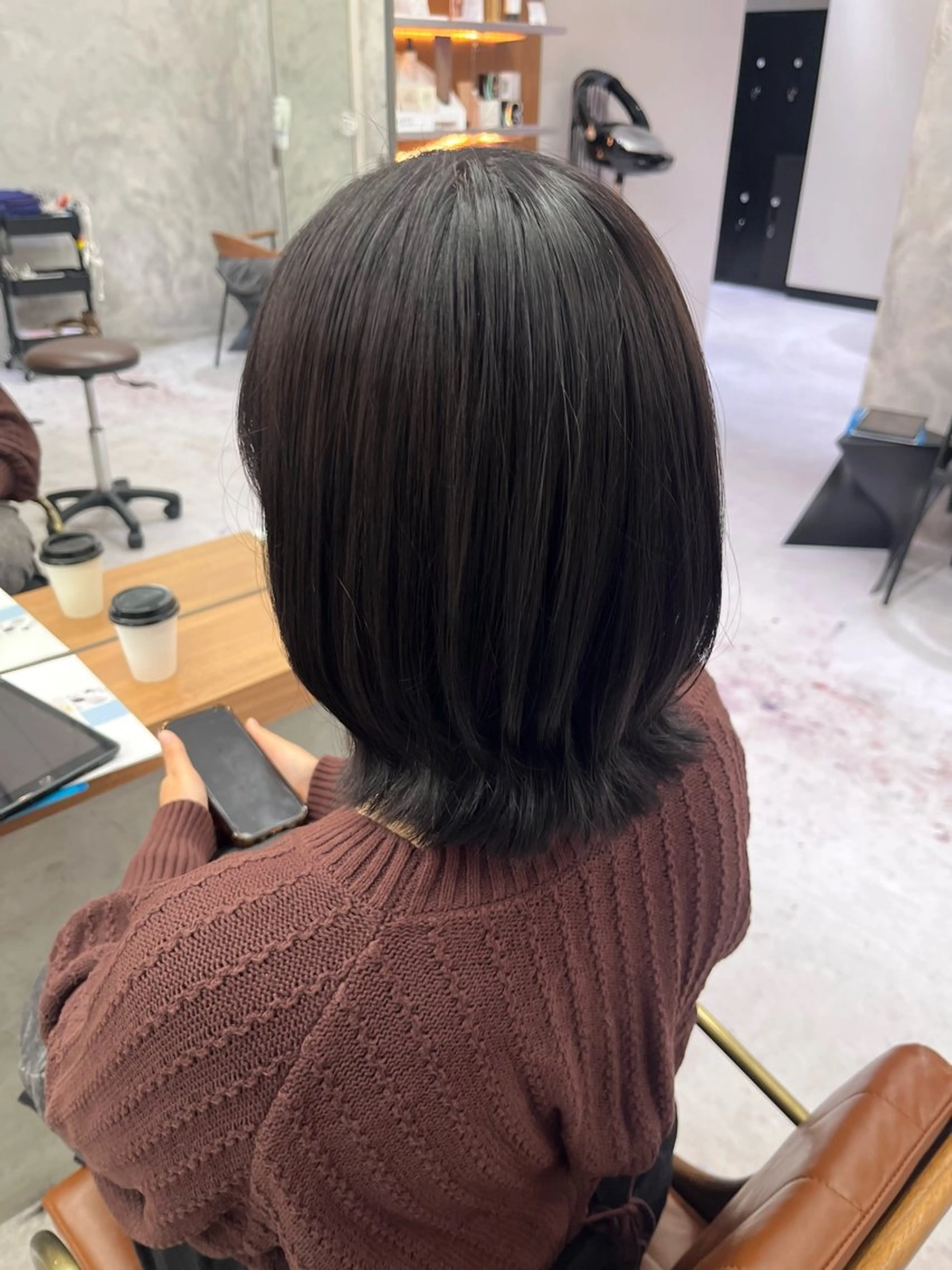 ミディアム カラー 橋本 萌々香のヘアスタイル