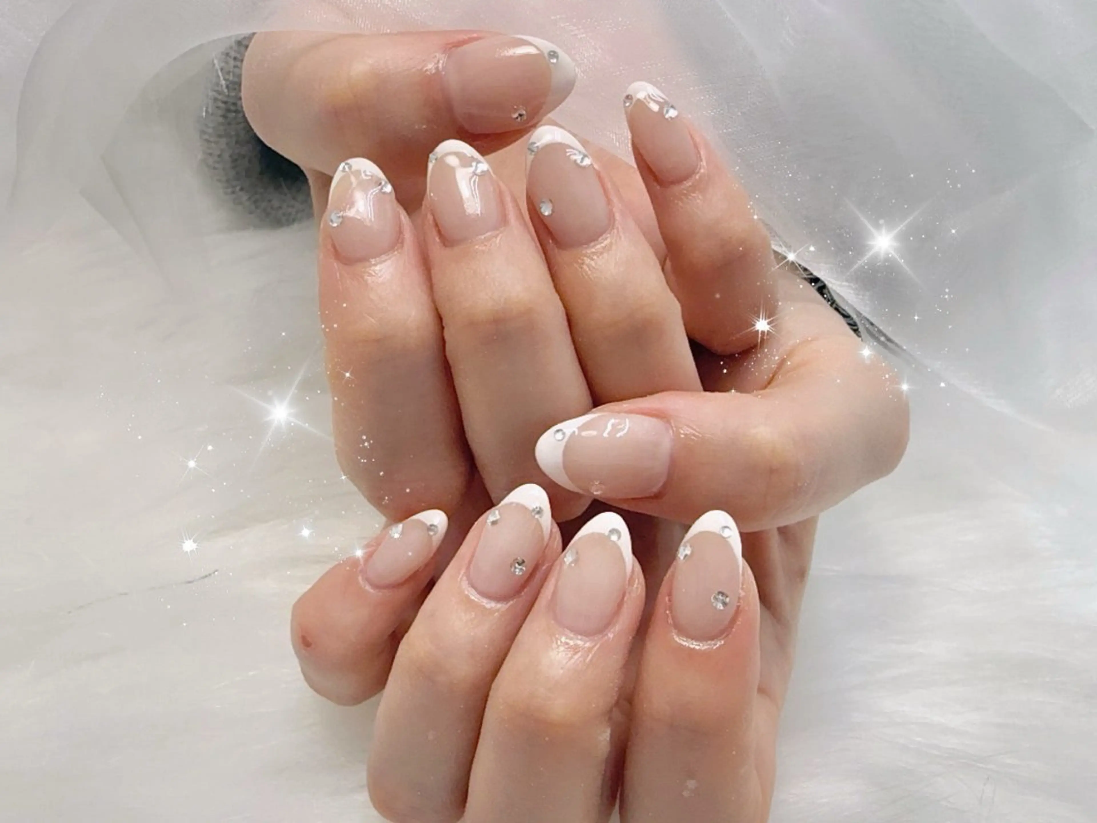 ミディアム ハンドネイル Lili Nail Studio西荻窪店のネイルデザイン