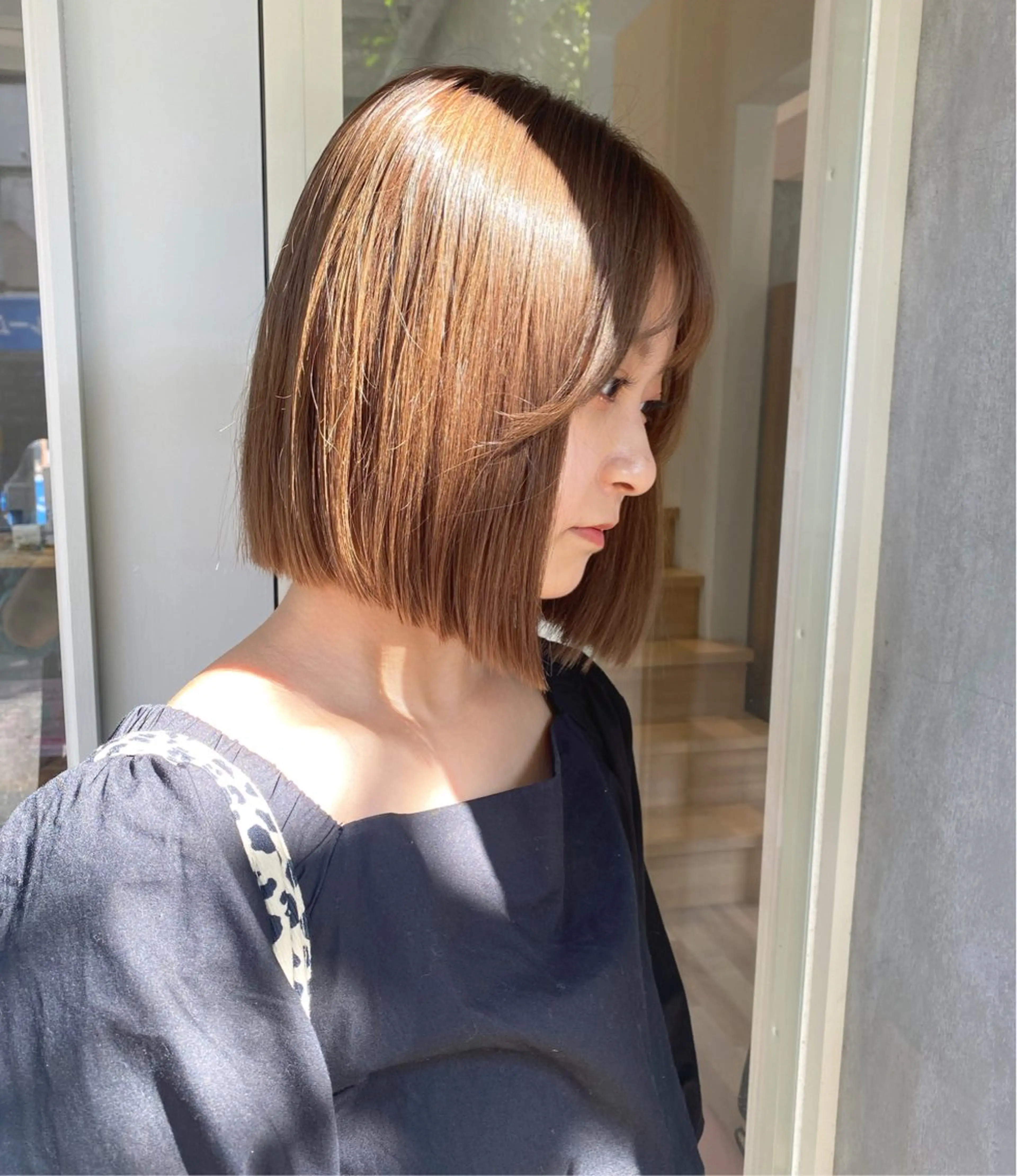 ショート カラー トリートメント カット ヘアカラー トリートメント SHICENEケイ レイヤーカット🦋のヘアスタイル