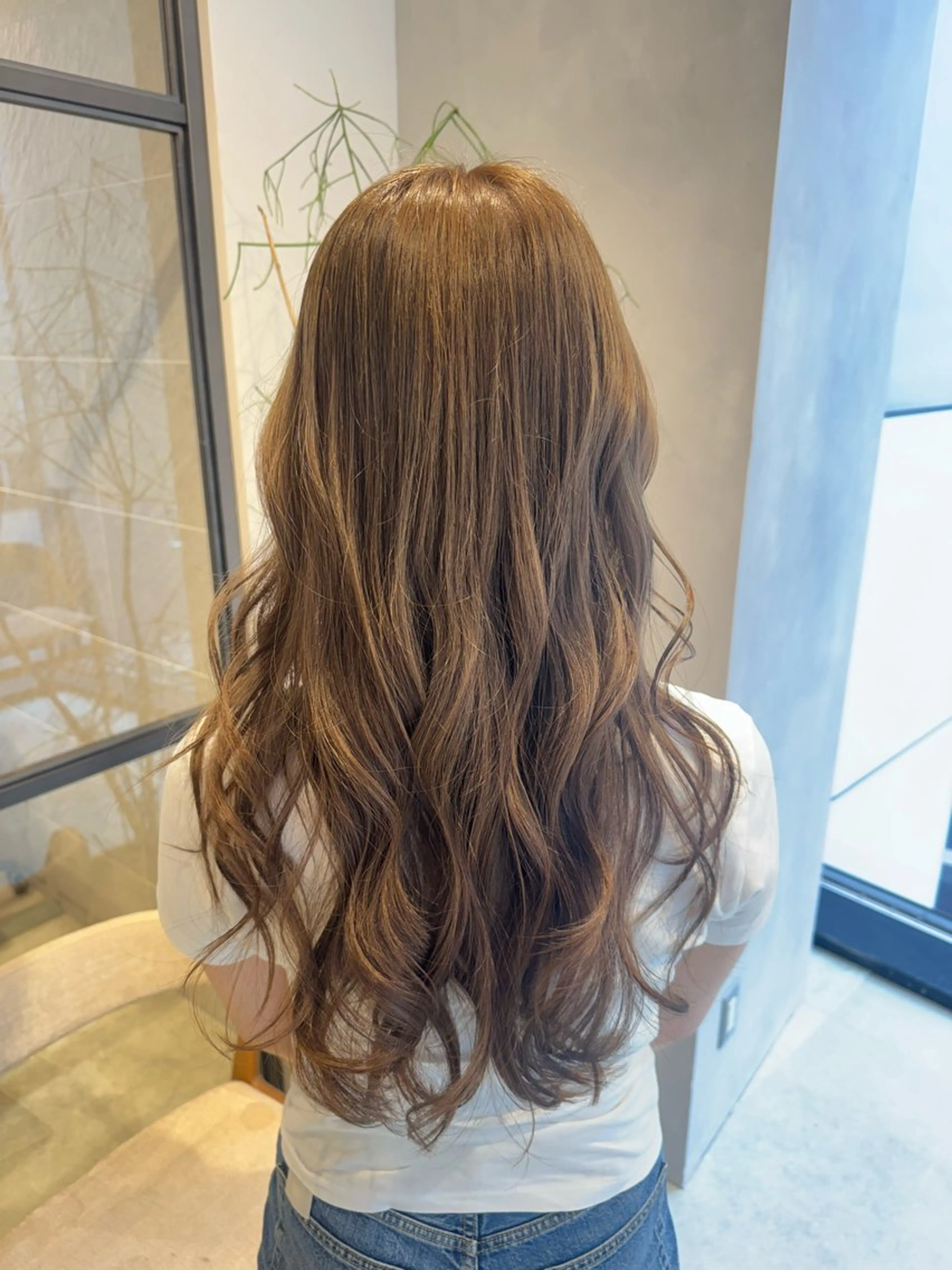 カラー ベージュカラー ブリーチ 透明感カラー ミルクティーベージュ ブリーチなしカラー カット ヘアカラー トリートメント 透明感カラー✨艶髪 制作🌱山根あゆみのヘアスタイル
