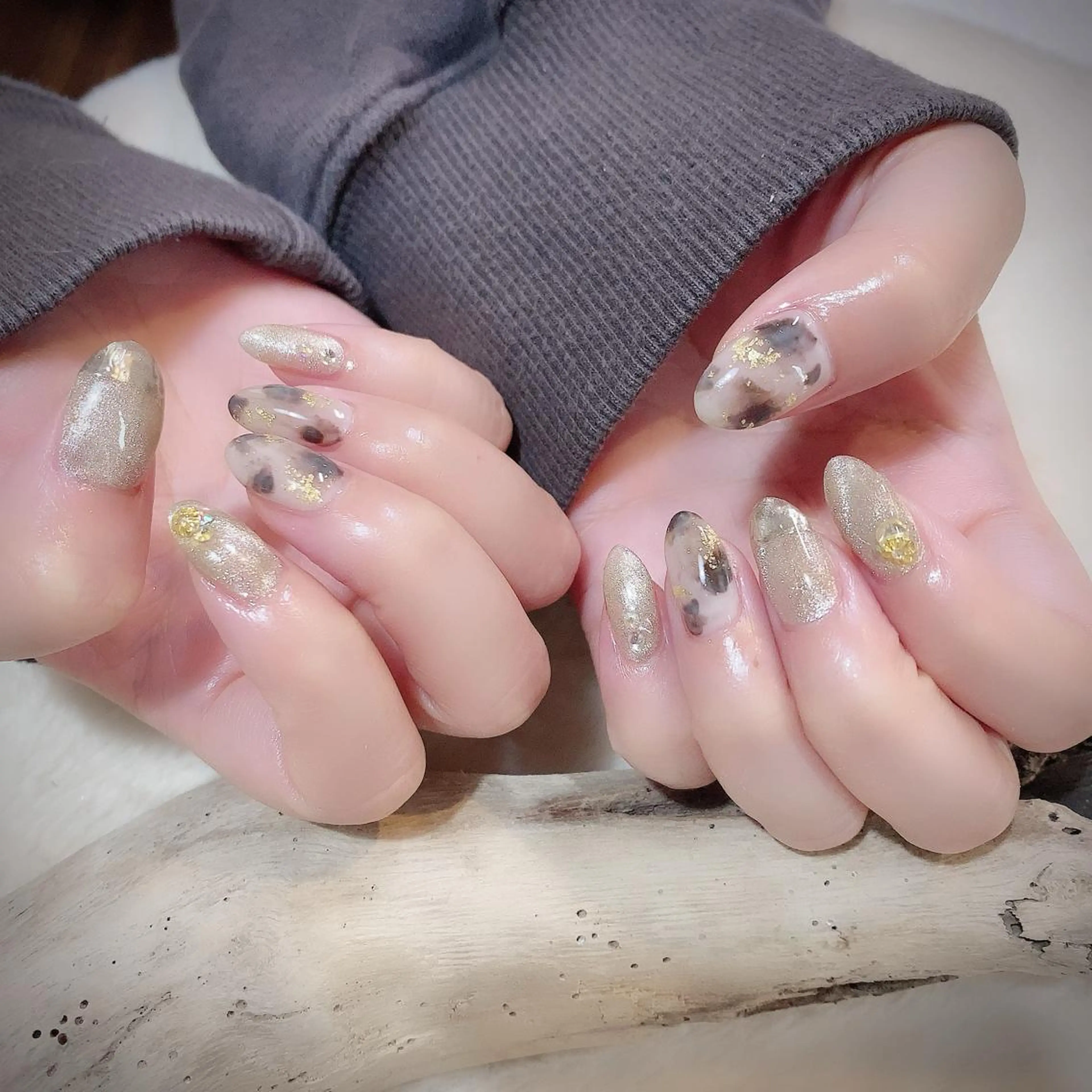 ネイル べっ甲ネイル マグネットネイル YAS 青柳 安代のネイルデザイン