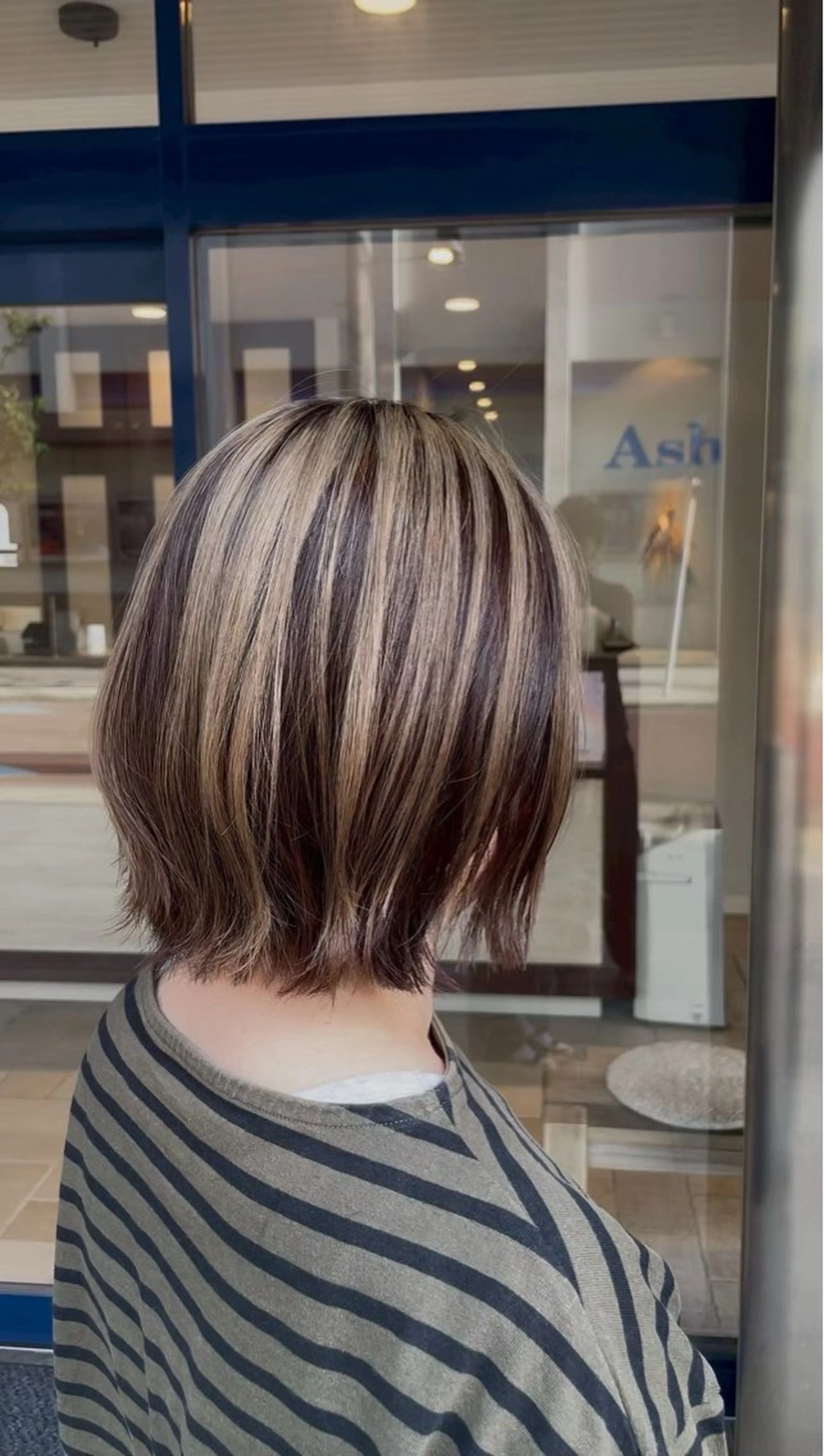 ショート カラー 黒田 羽音のヘアスタイル