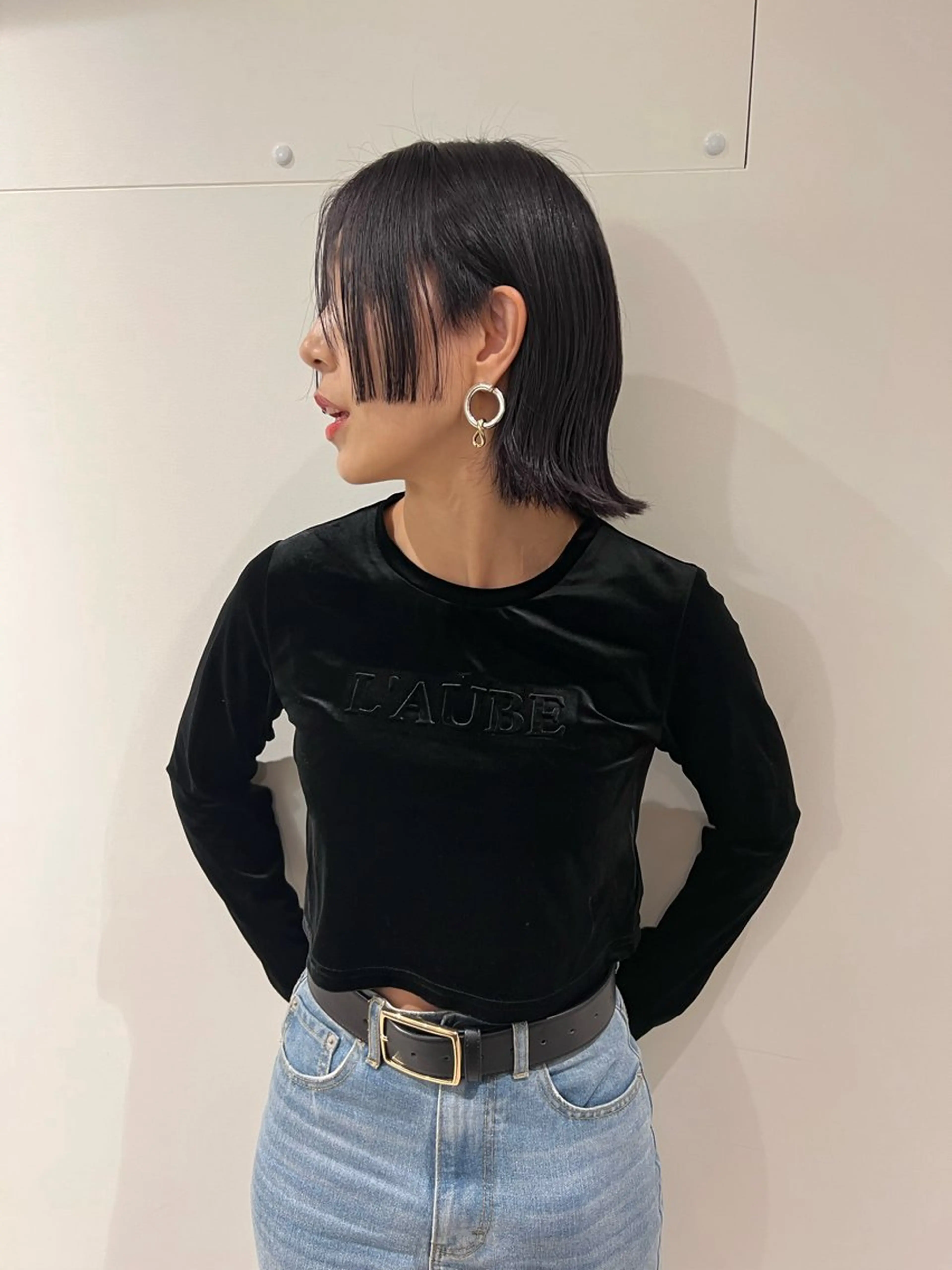 ミディアム カラー ブルーカラー ラベンダーカラー 暗髪カラー🫐パーマ おくだりんかのヘアスタイル