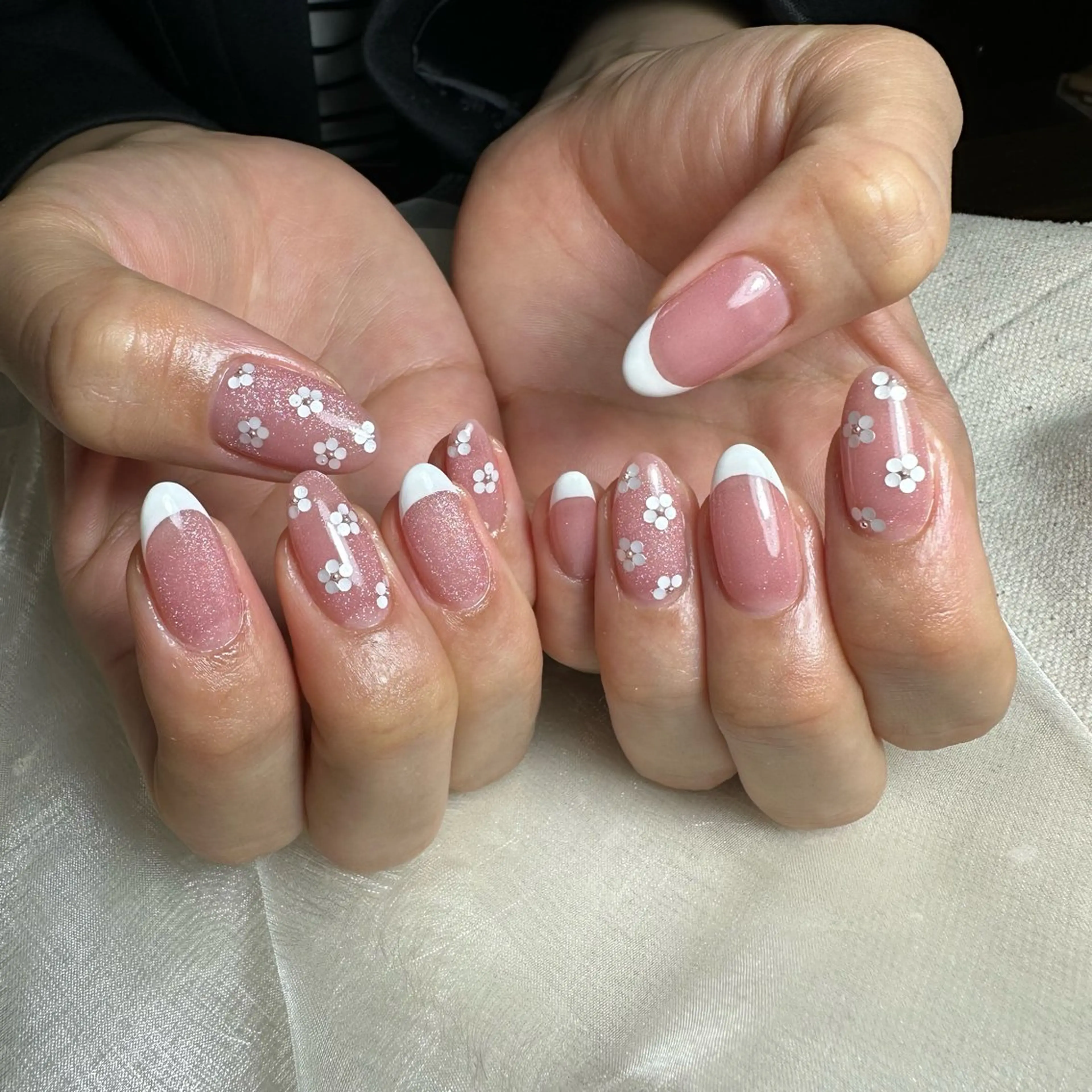 ネイル ハンドネイル 里見 麗のネイルデザイン