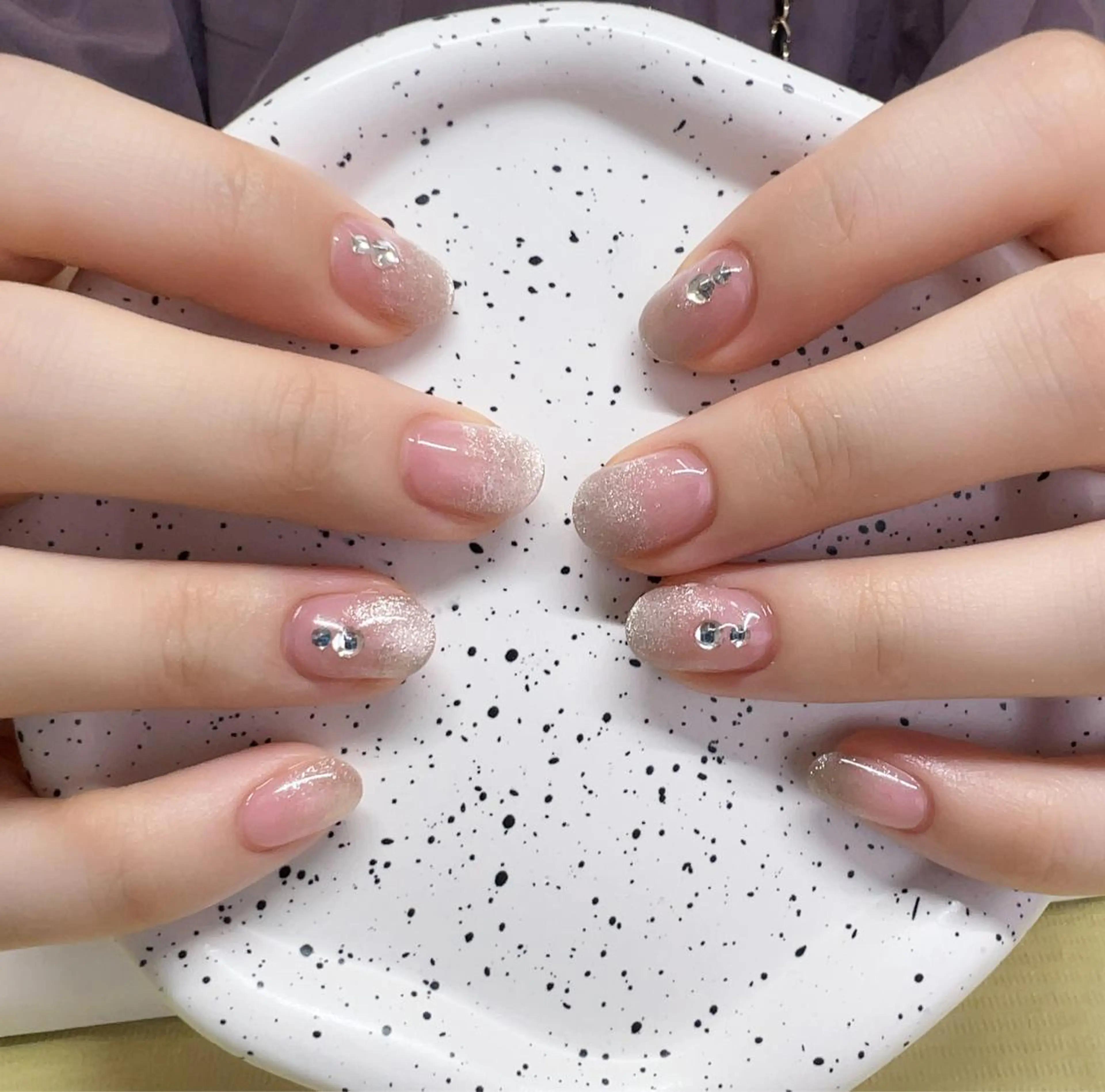 ネイル グラデーション マグネットネイル ハンドネイル AngelChris ビューティーサロンのネイルデザイン