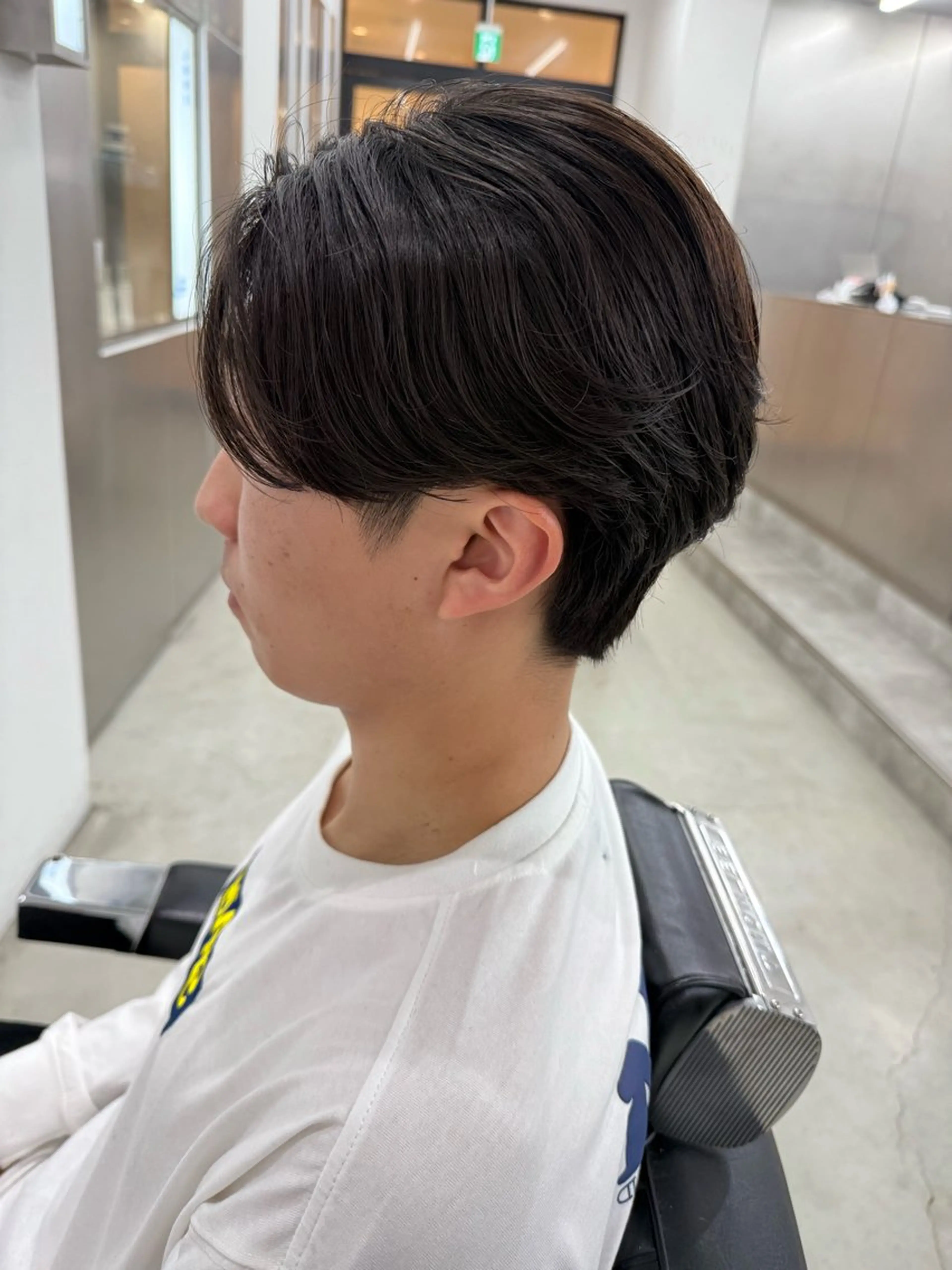 パーマ メンズ メンズブリーチ フェザーパーマ メンズパーマ ニュアンスパーマ カット パーマ Lond LOGAN所属・🔥波巻き/ツイスパ 特化🔥メンズパーマのヘアスタイル