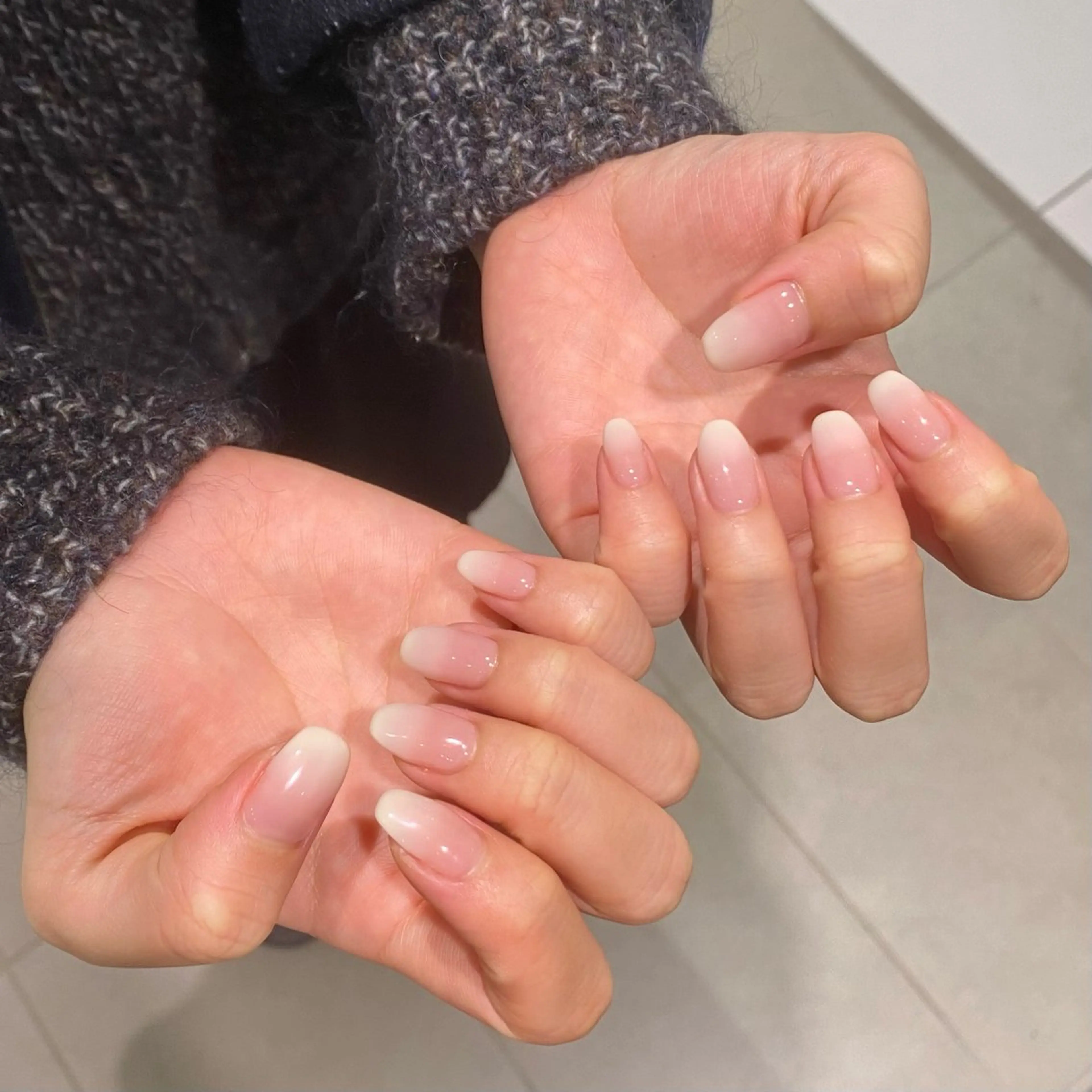 ネイル ハンドネイル WAVY airiのネイルデザイン