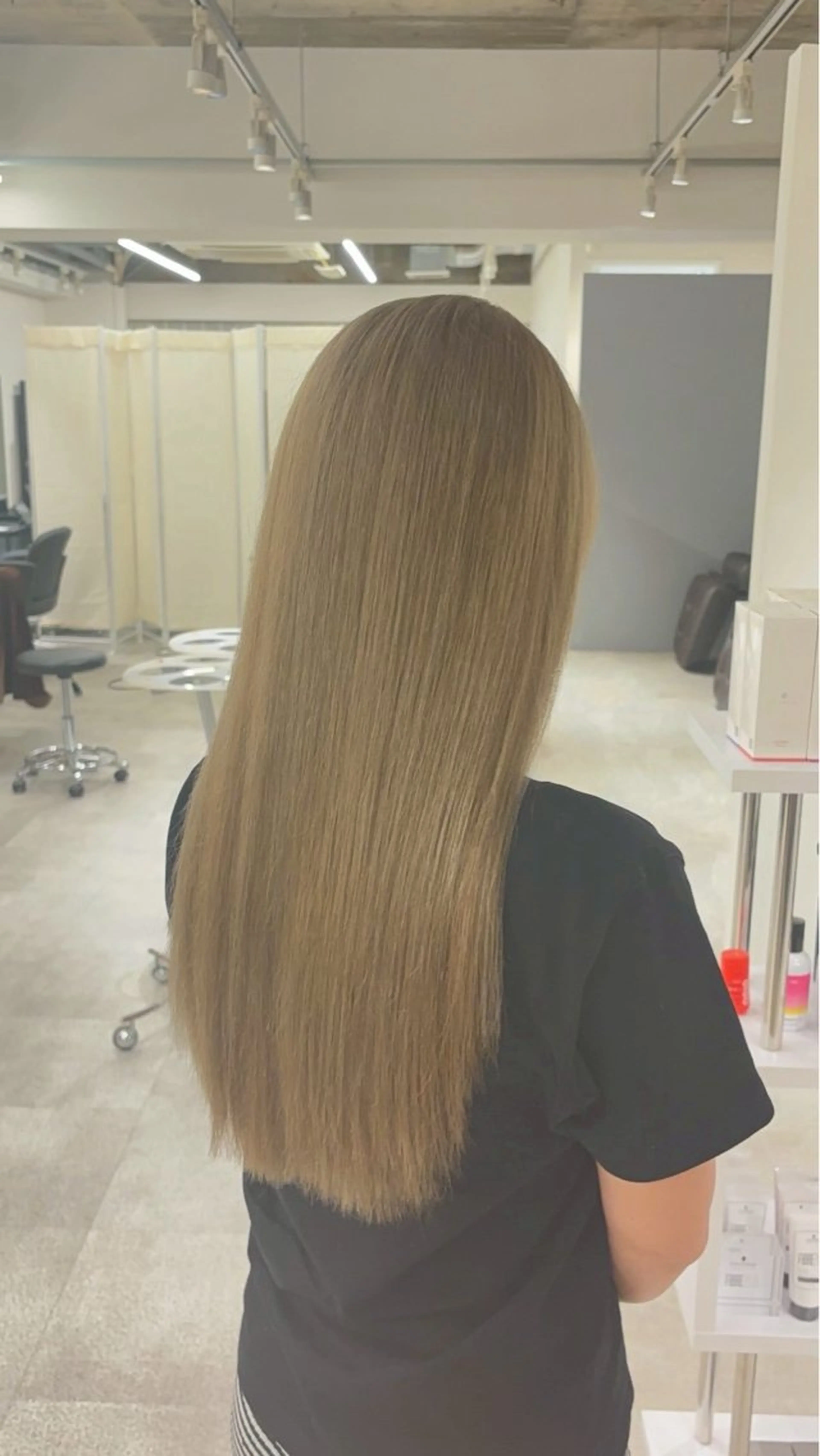 ロング カラー MIU ciera.堀江のヘアスタイル