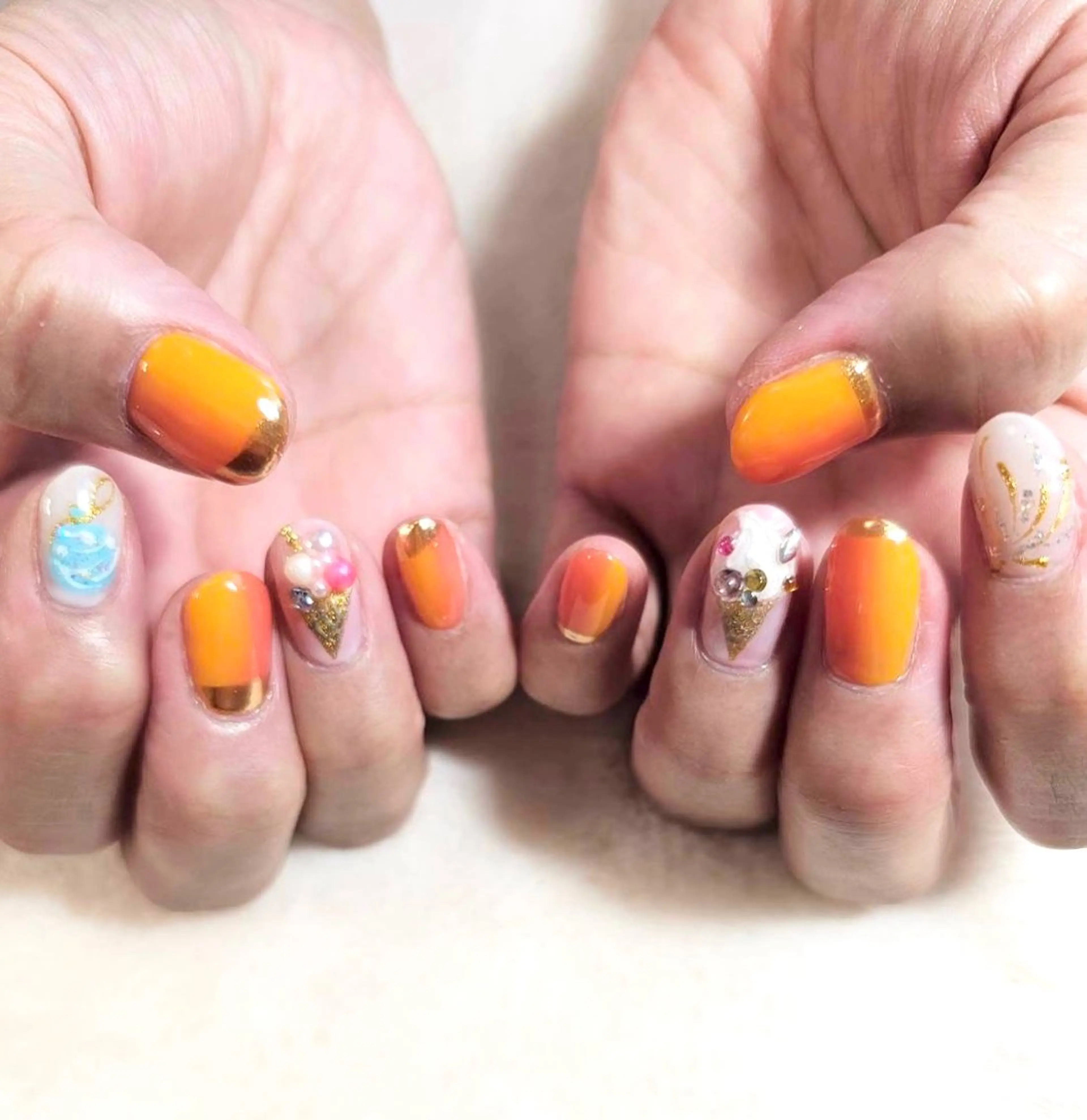 ネイル オレンジ 夏ネイル 黄色 ヨーヨーネイル ハンドネイル Coconail 恭子のネイルデザイン