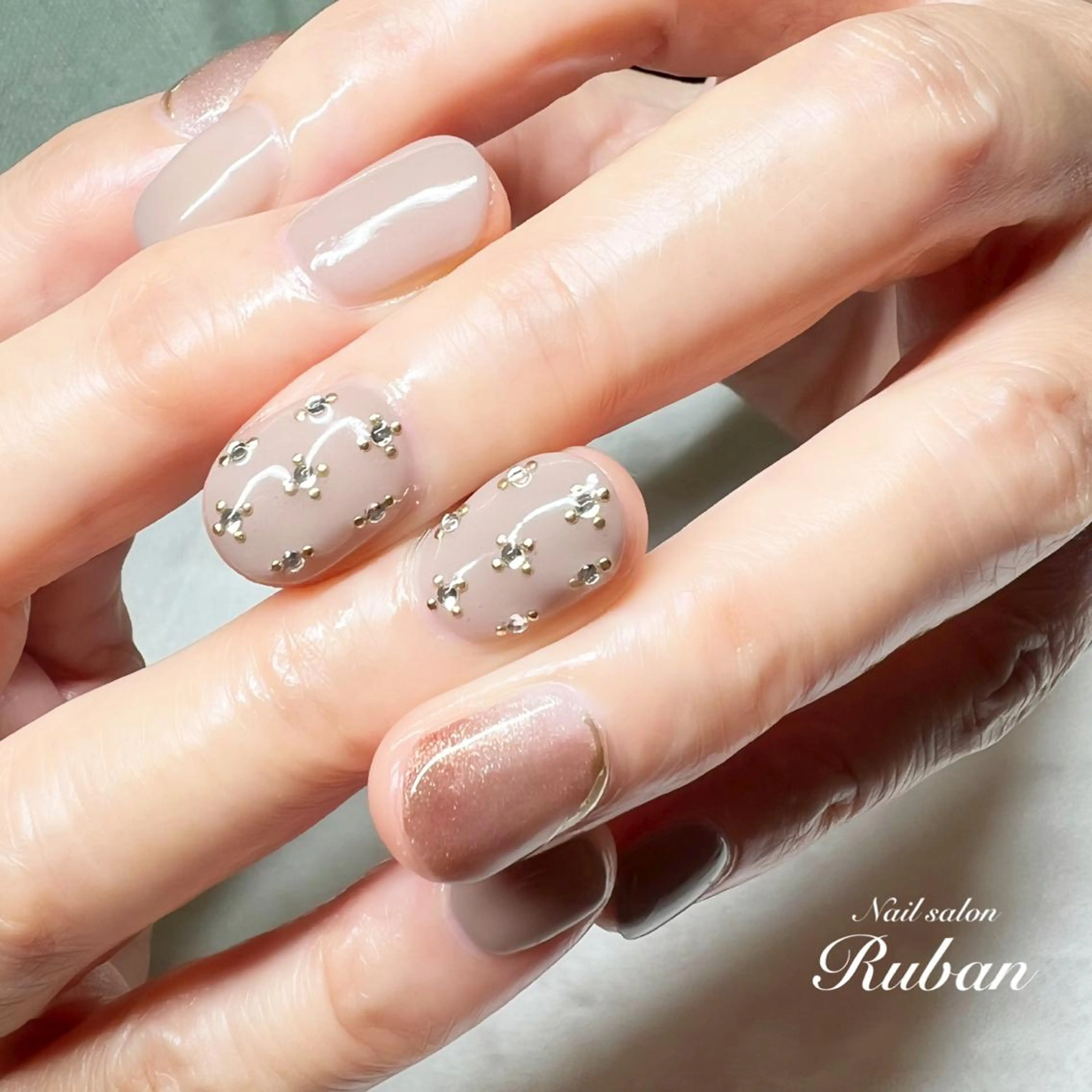 ネイル マグネットネイル ミラーネイル シンプルネイル Nail salon Ruban所属・Nail salon Rubanのネイルデザイン
