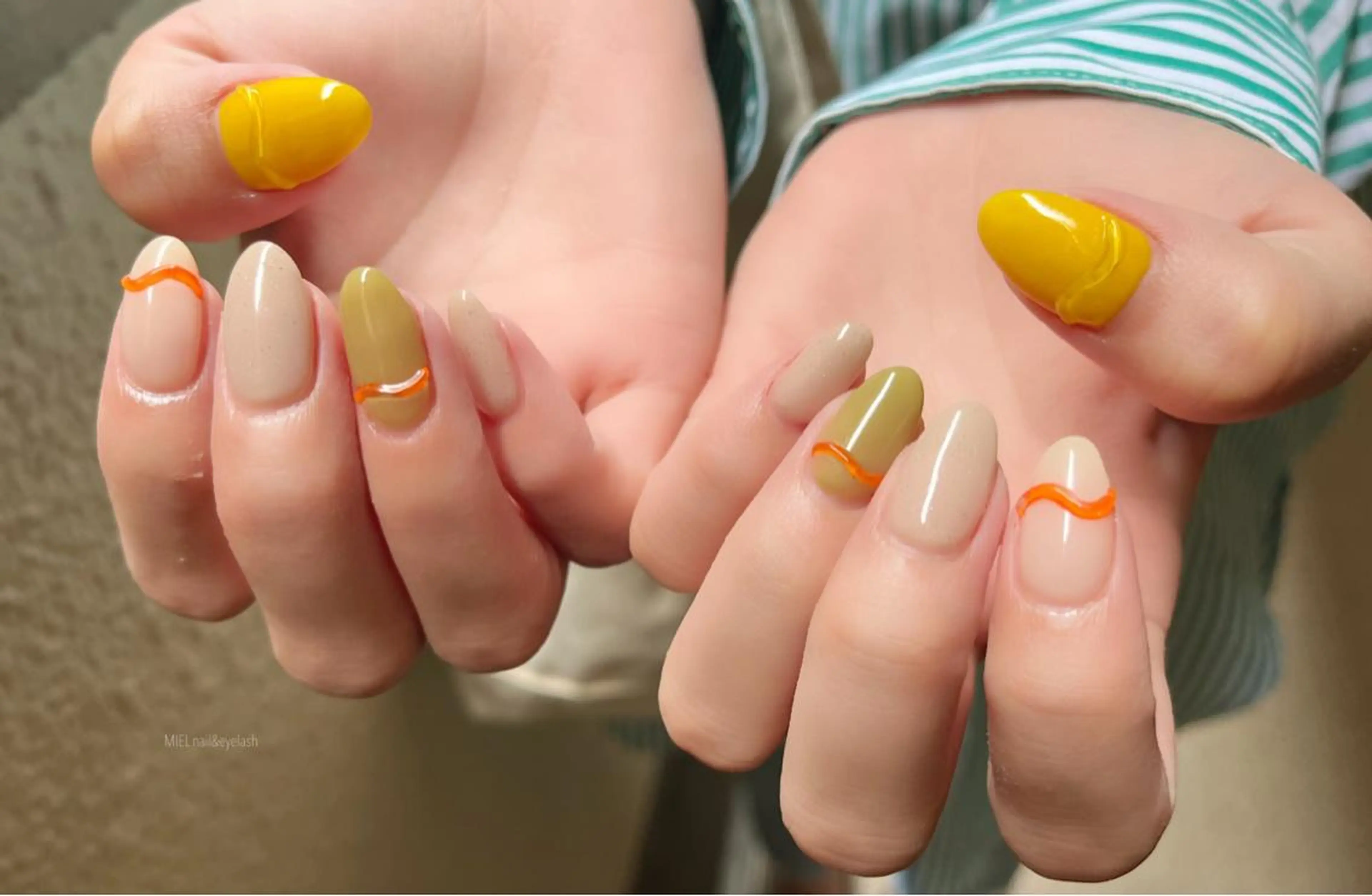 ネイル ピスタチオネイル nail salon monailのネイルデザイン