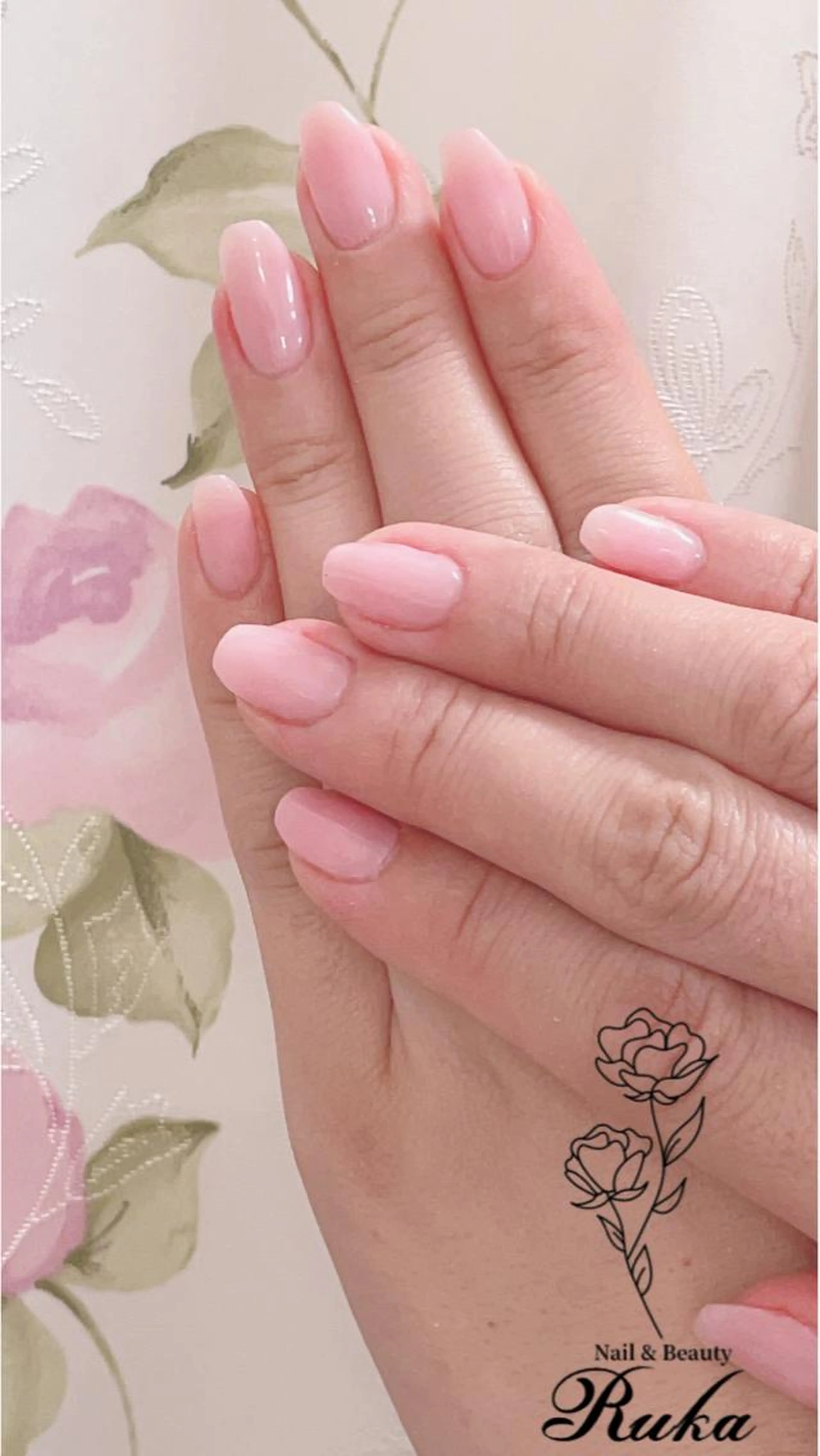 🎀新規のお客様限定🎀ハンドワンカラー/グラデーション（原色、ホワイトは＋500円)の写真