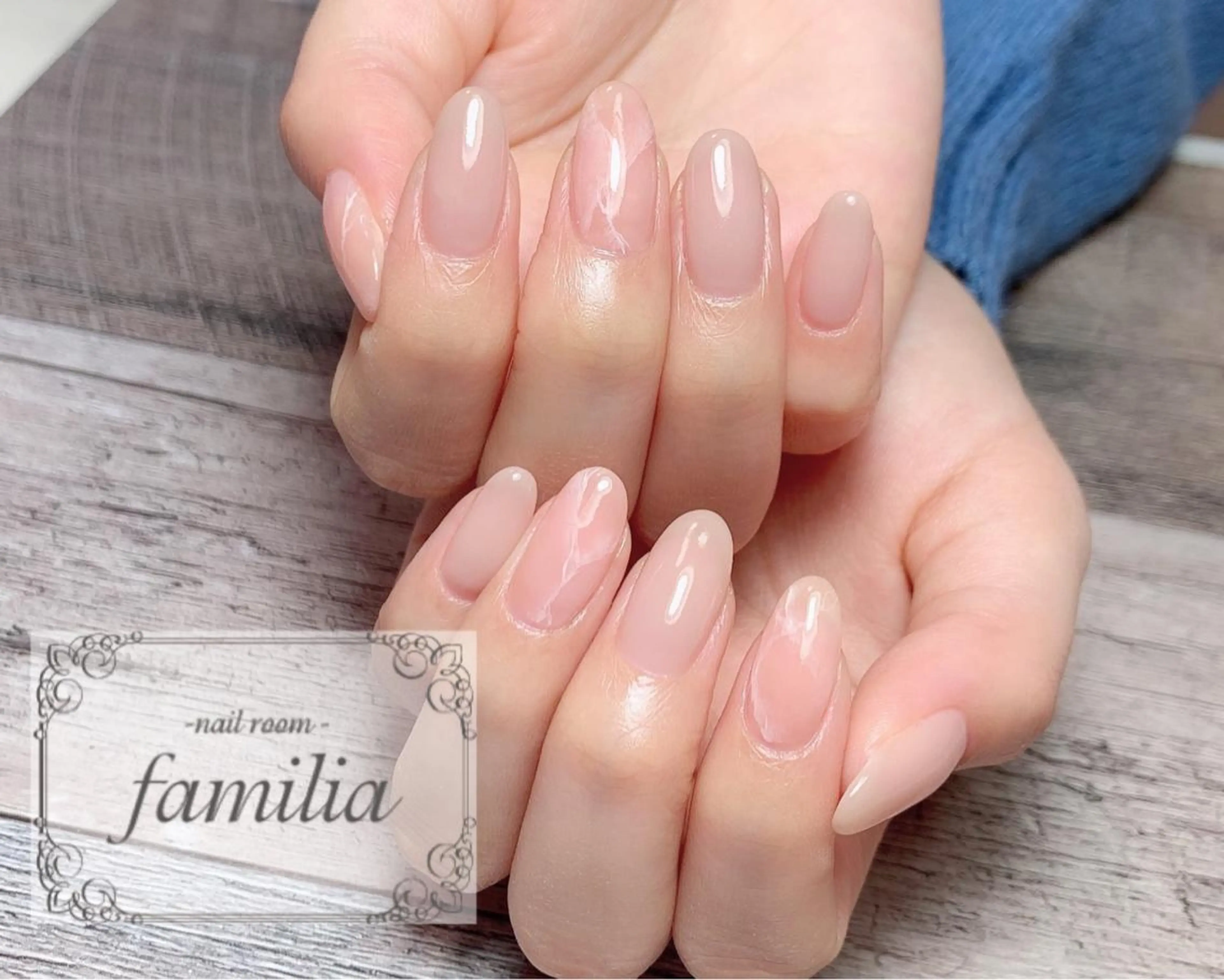 ネイル -nailroom- familiaのネイルデザイン