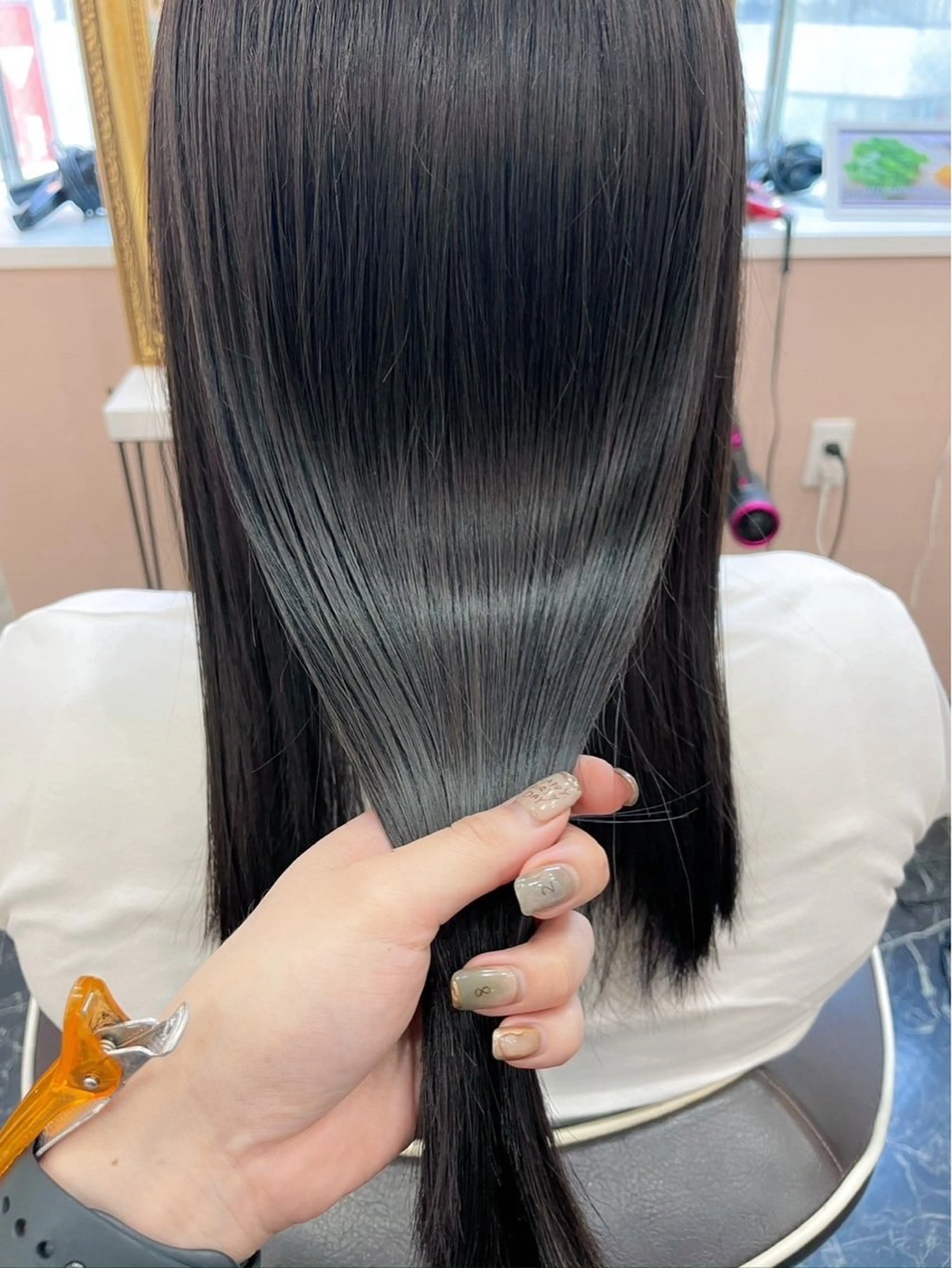 ミディアム Agu hair 浅原 心のヘアスタイル