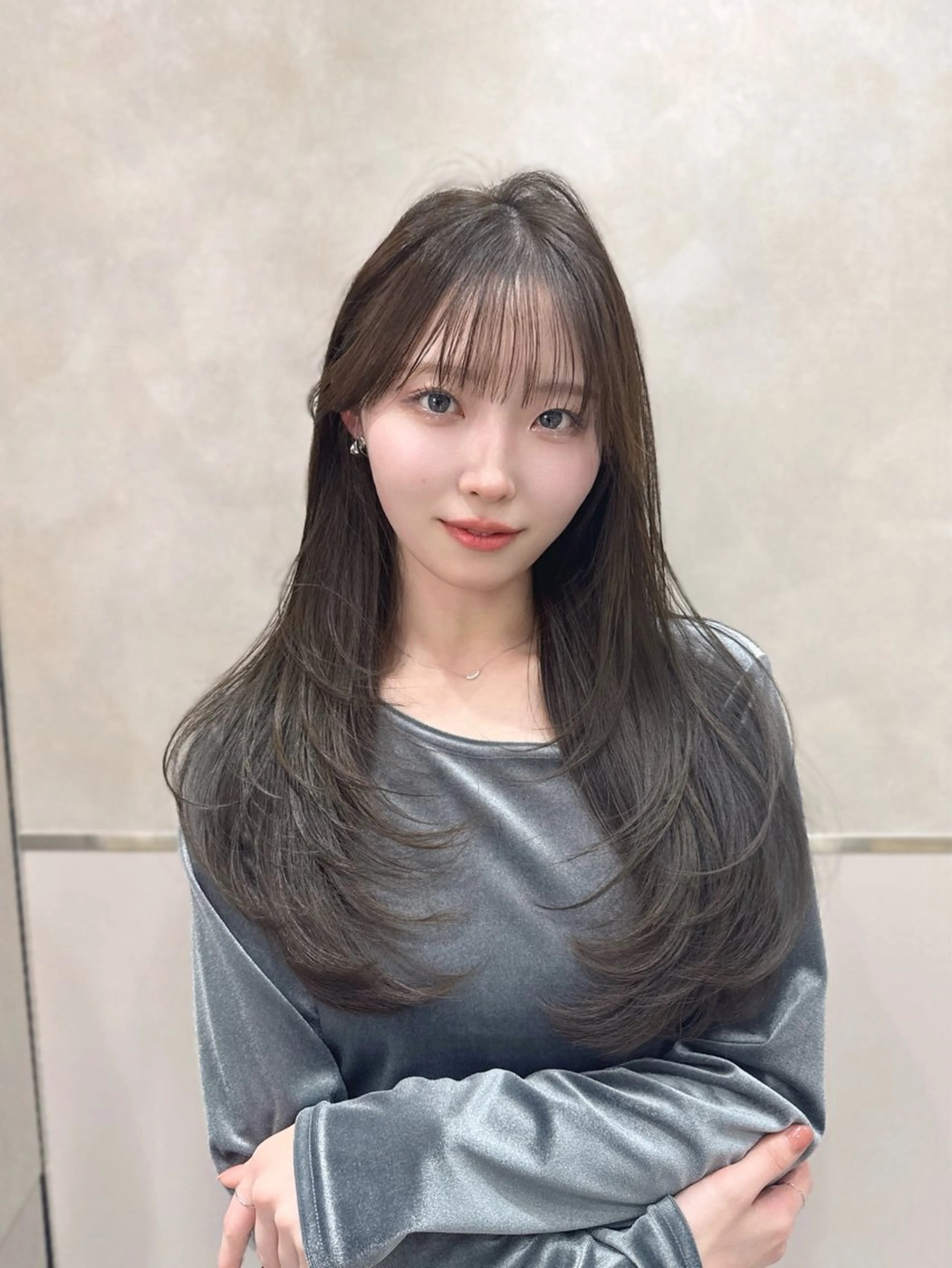 ミディアム カラー カット ヘアカラー トリートメント ヘッドスパ ヘアセット 韓国ヘア/レイヤー/ 顔まわり/りょーとのヘアスタイル