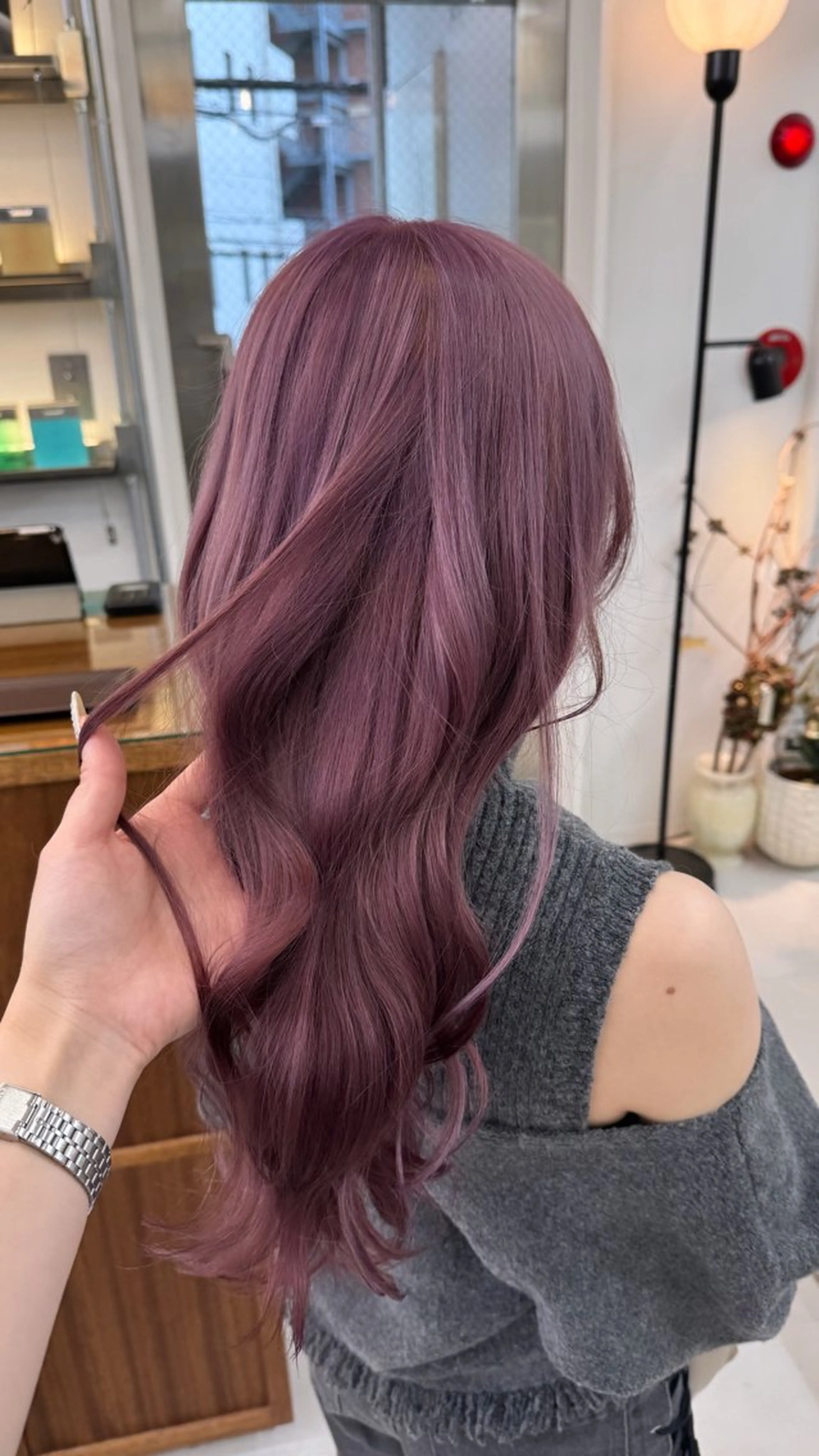 ミディアム カラー カット ヘアカラー MIES amane(アマネ)のヘアスタイル