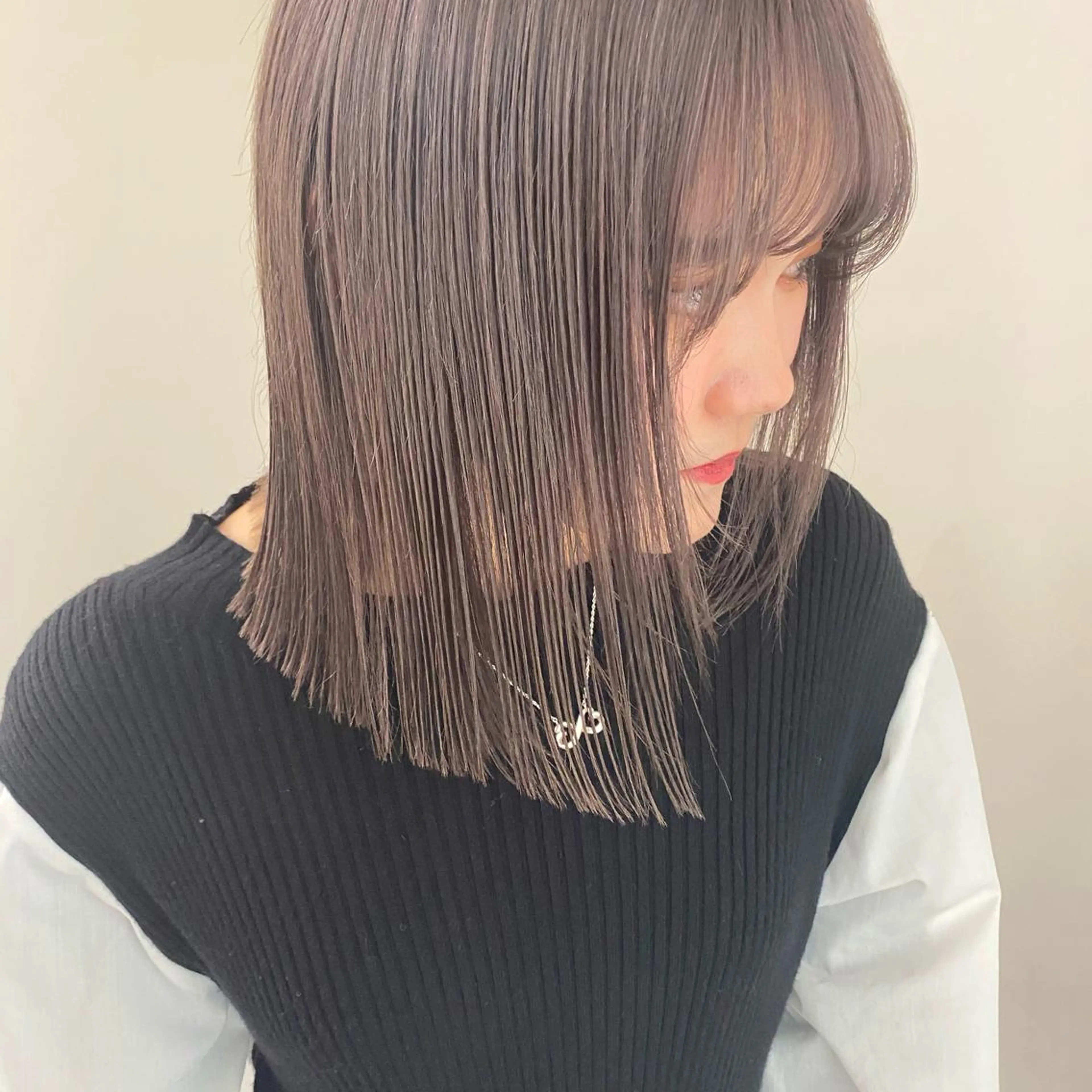ミディアム カラー グレージュ ラベンダーカラー ラベンダーグレージュ ラベンダーグレー ヘアカラー kohana 🎀韓国ヘア🎀🤍のヘアスタイル