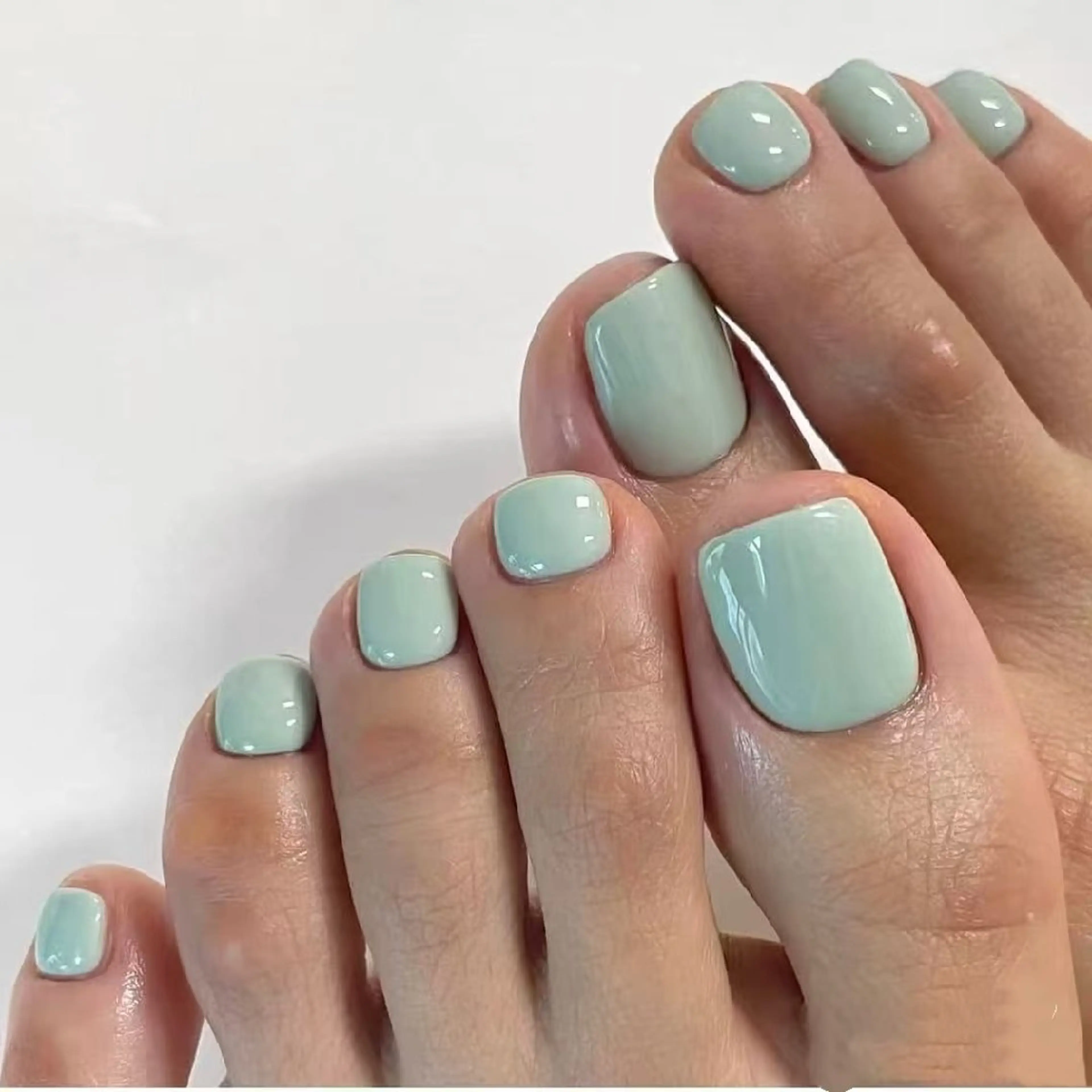 ネイル オーロラネイル フラワーネイル フットネイル フレンチネイル ジェルネイル フットネイル Oomiya 服部のネイルデザイン