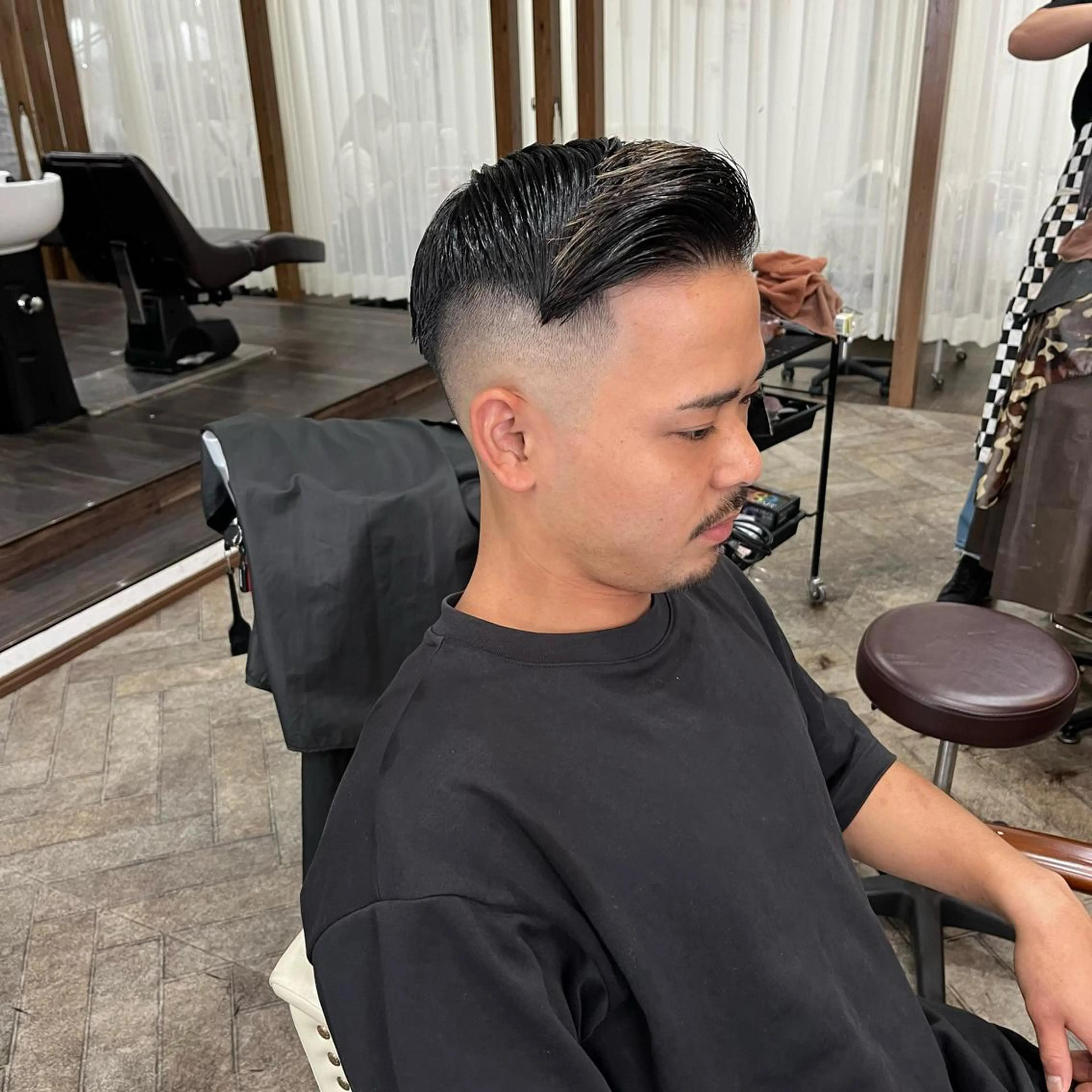 ショート メンズ フェードカット スキンフェード カット メンズサロン ANSWERのヘアスタイル