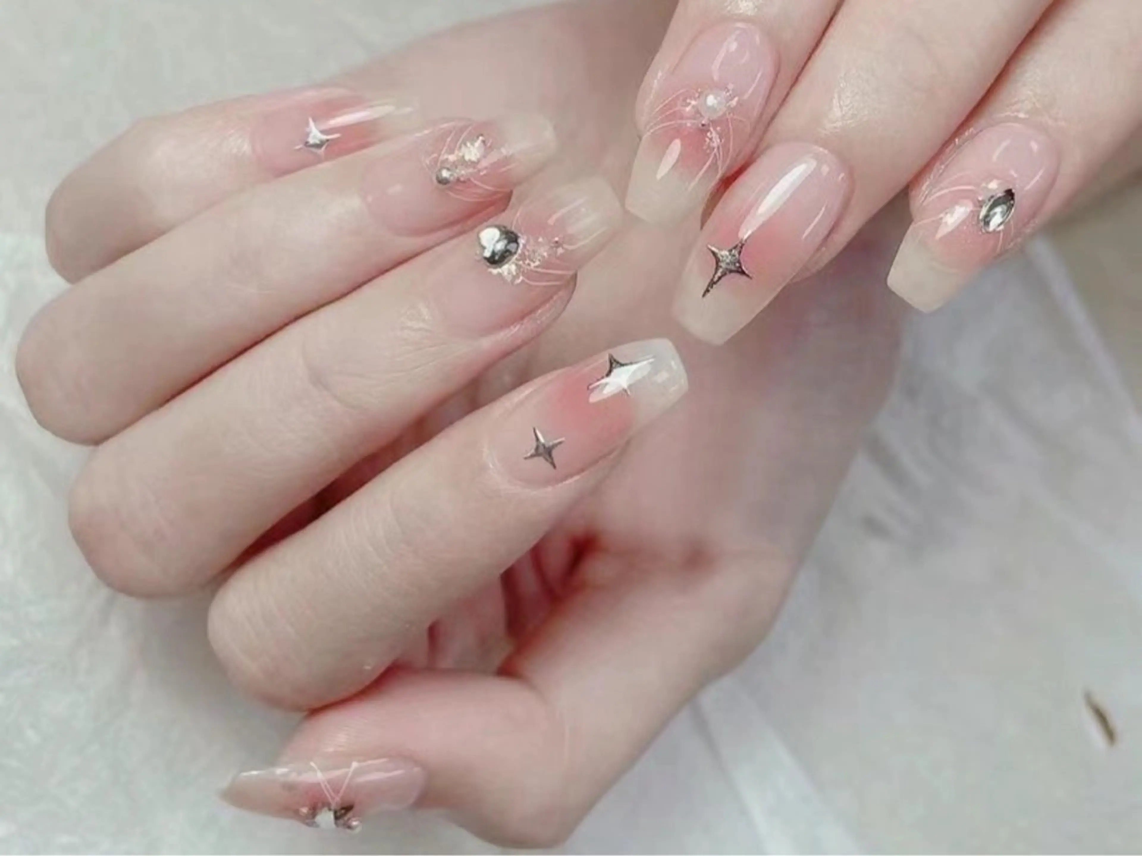 ネイル ハンドネイル lucky nail 歌舞伎町のネイルデザイン