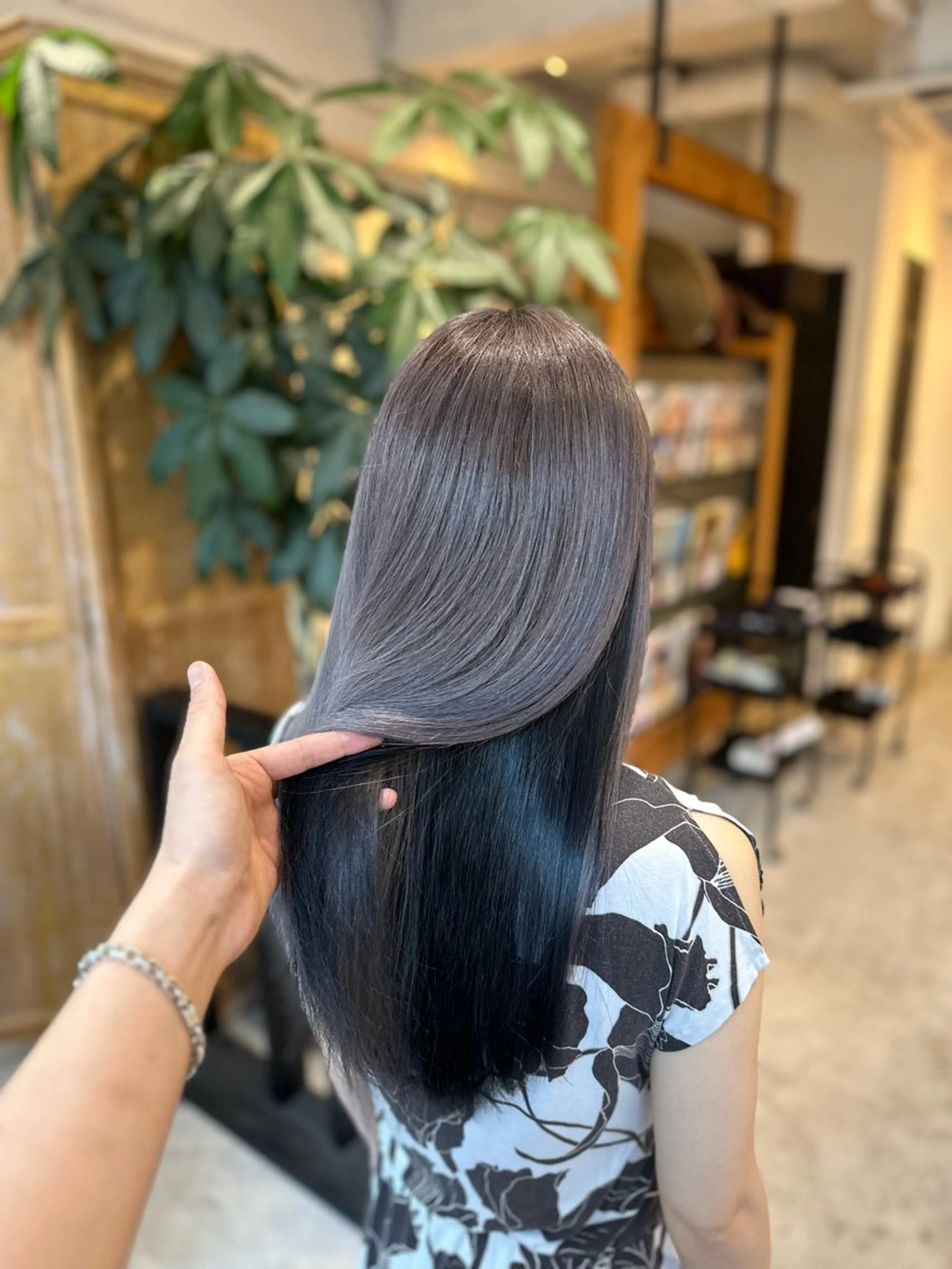 ロング ヘアカラー 秋葉原　柏木絢汰 ✨当日予約okのヘアスタイル
