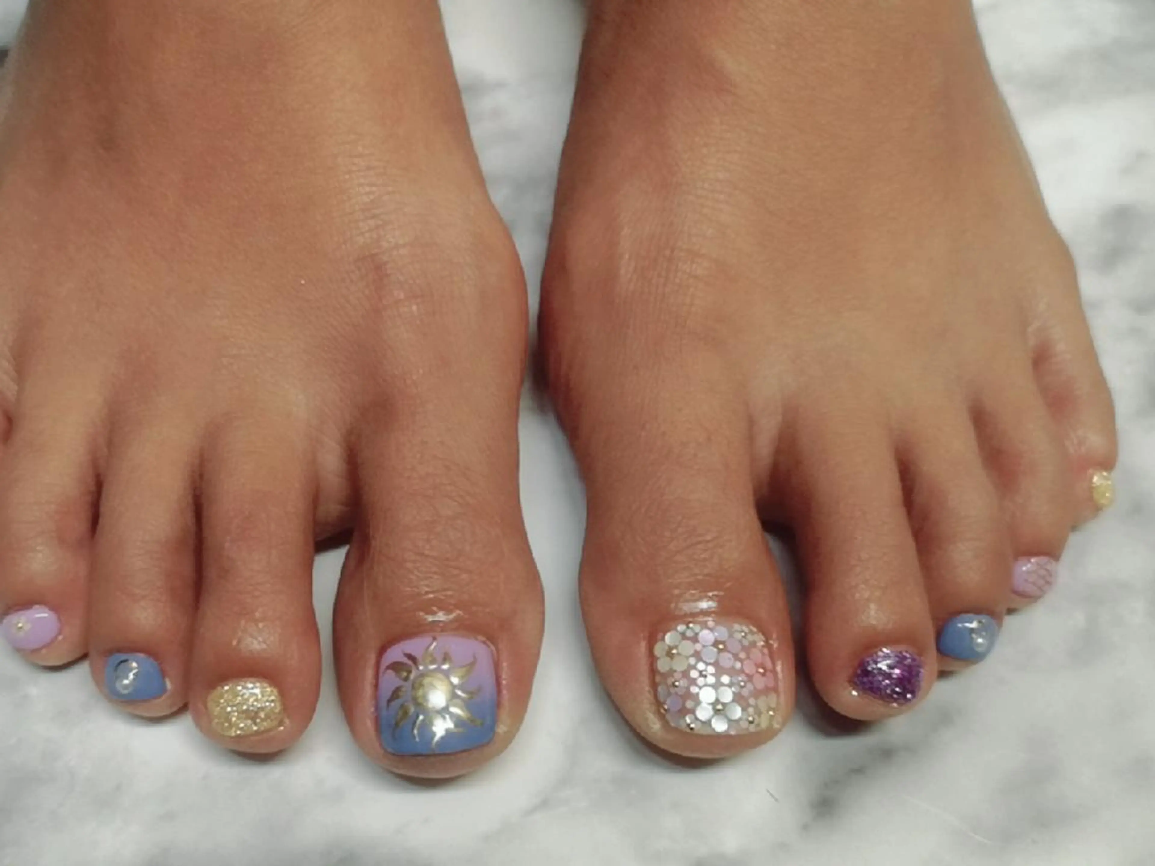 ネイル フットネイル 石渡 美弥のネイルデザイン