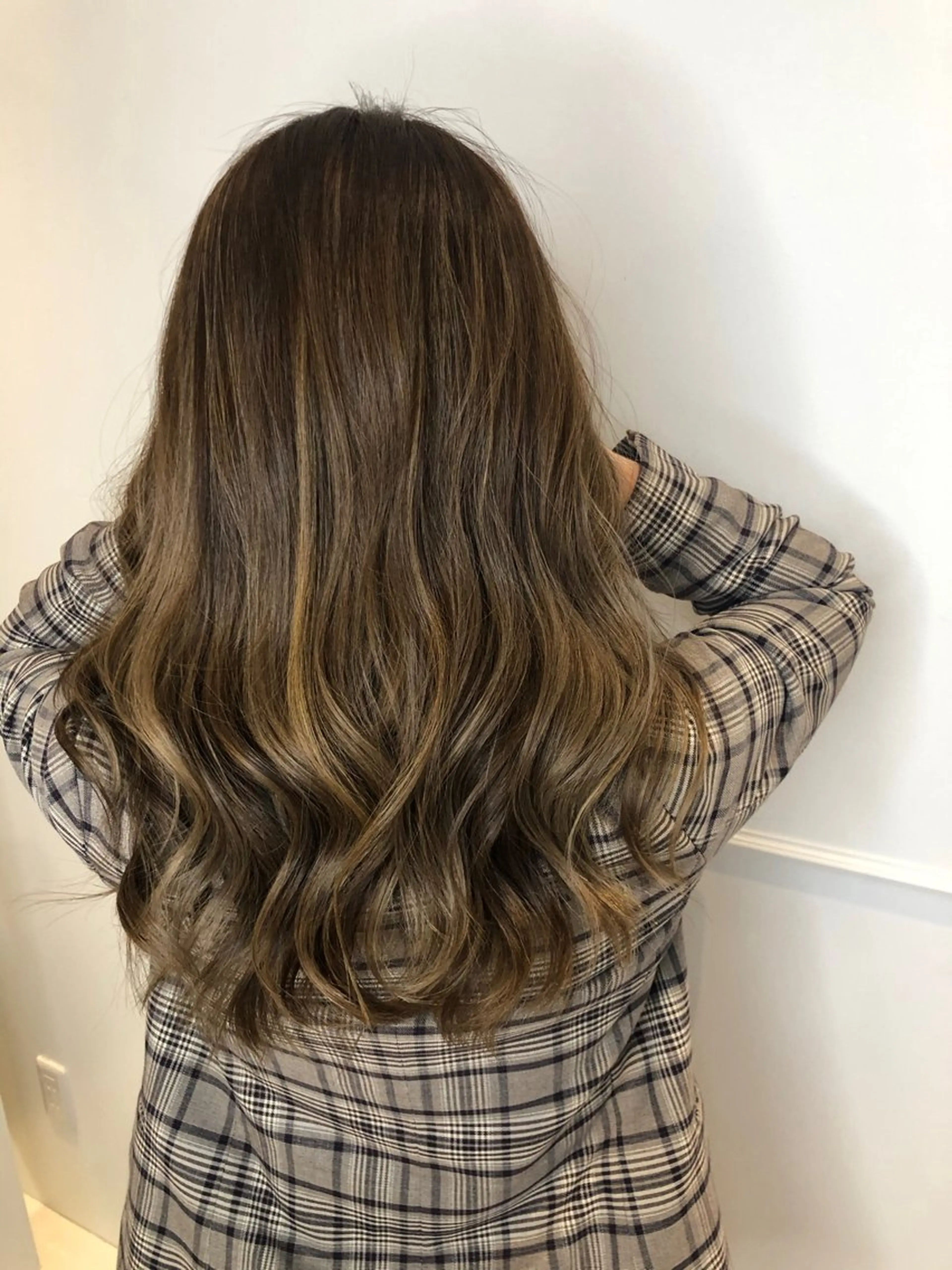 セミロング カラー ハイライトカラー ハイライト 【大人髪】men's パーマ/潤艶髪のヘアスタイル