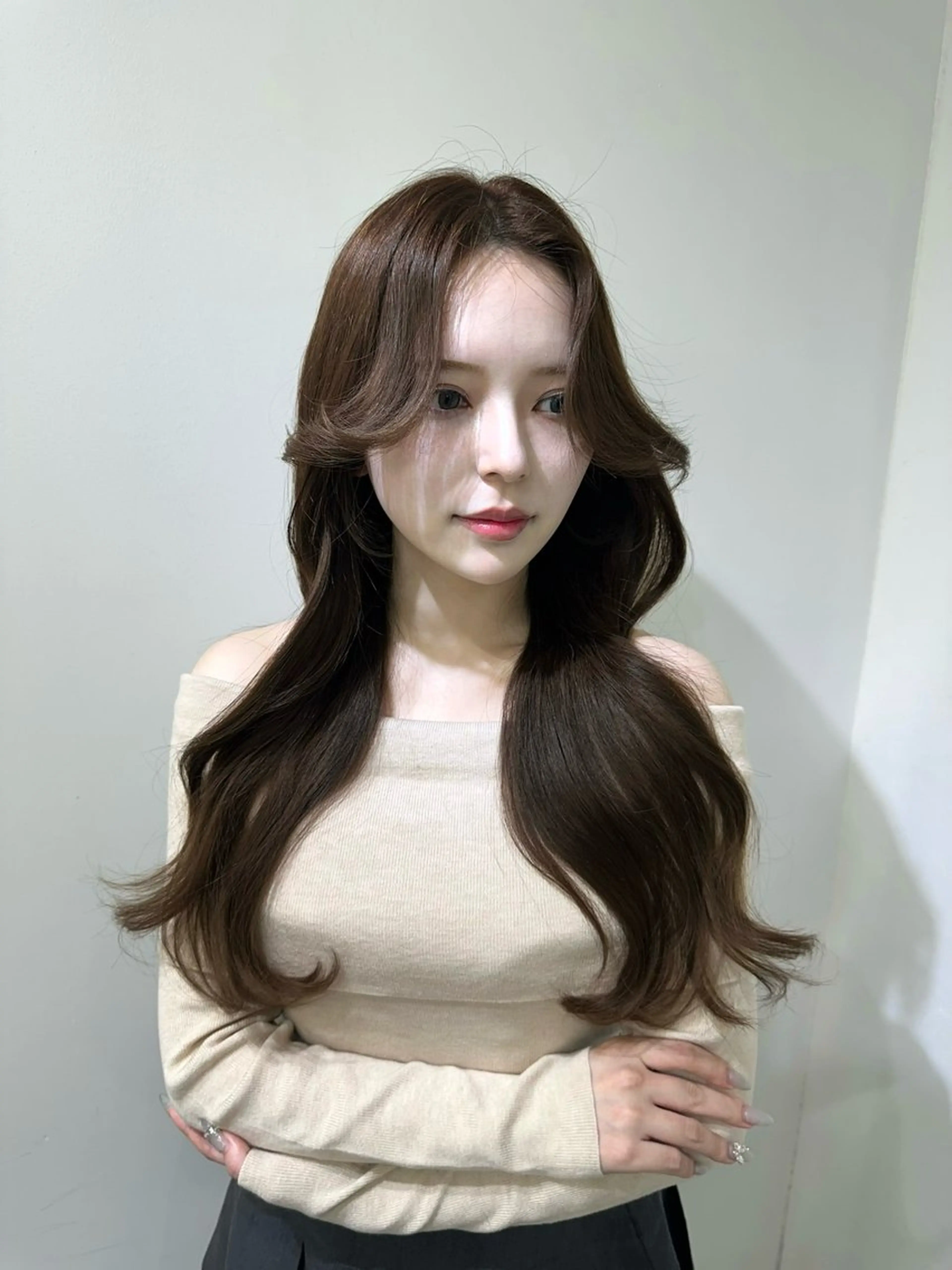 ロング カラー ミディアムレイヤー 添田晃基のヘアスタイル