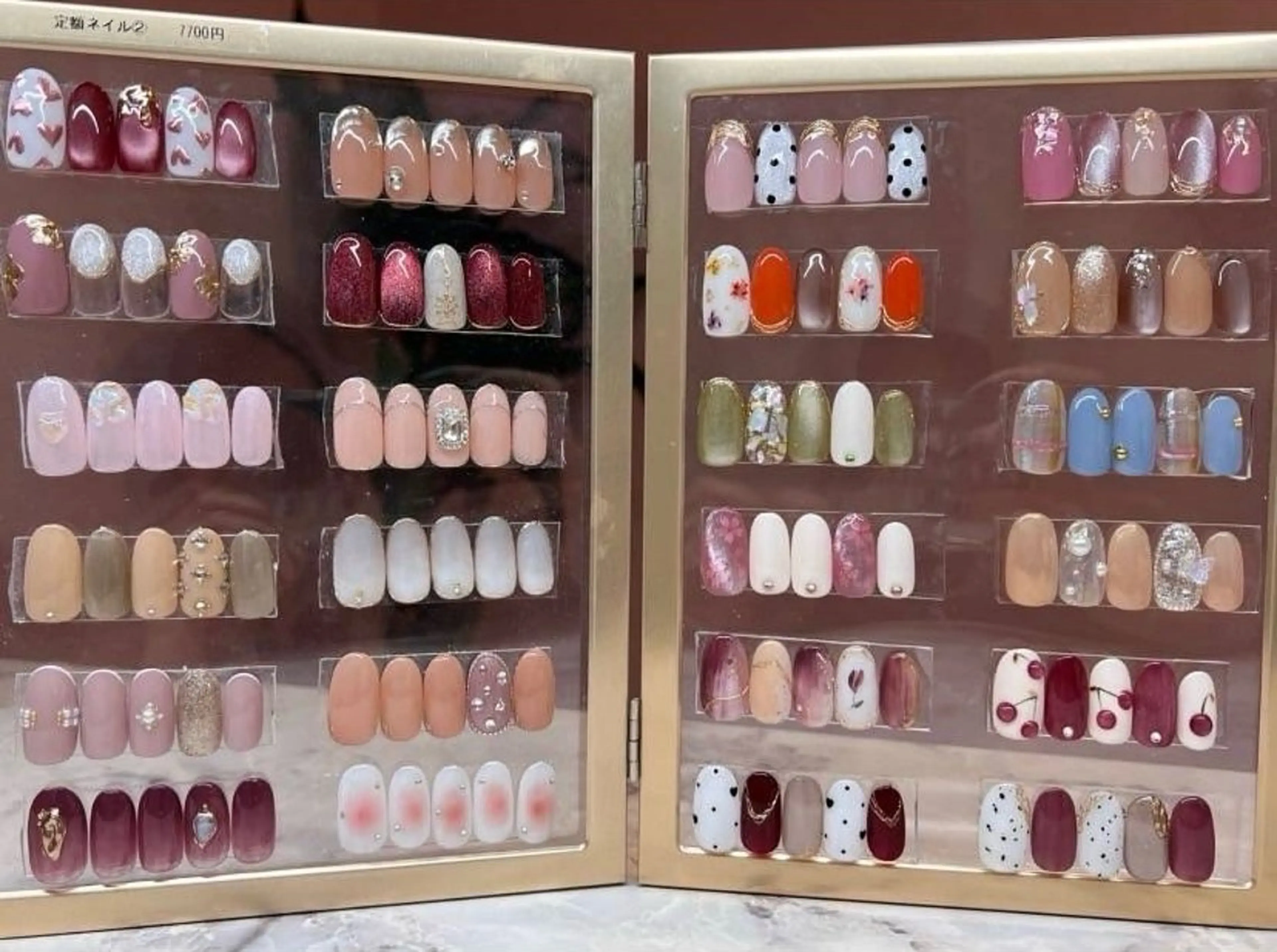 ネイル ネイルサロンエブリ Every 山田まのネイルデザイン