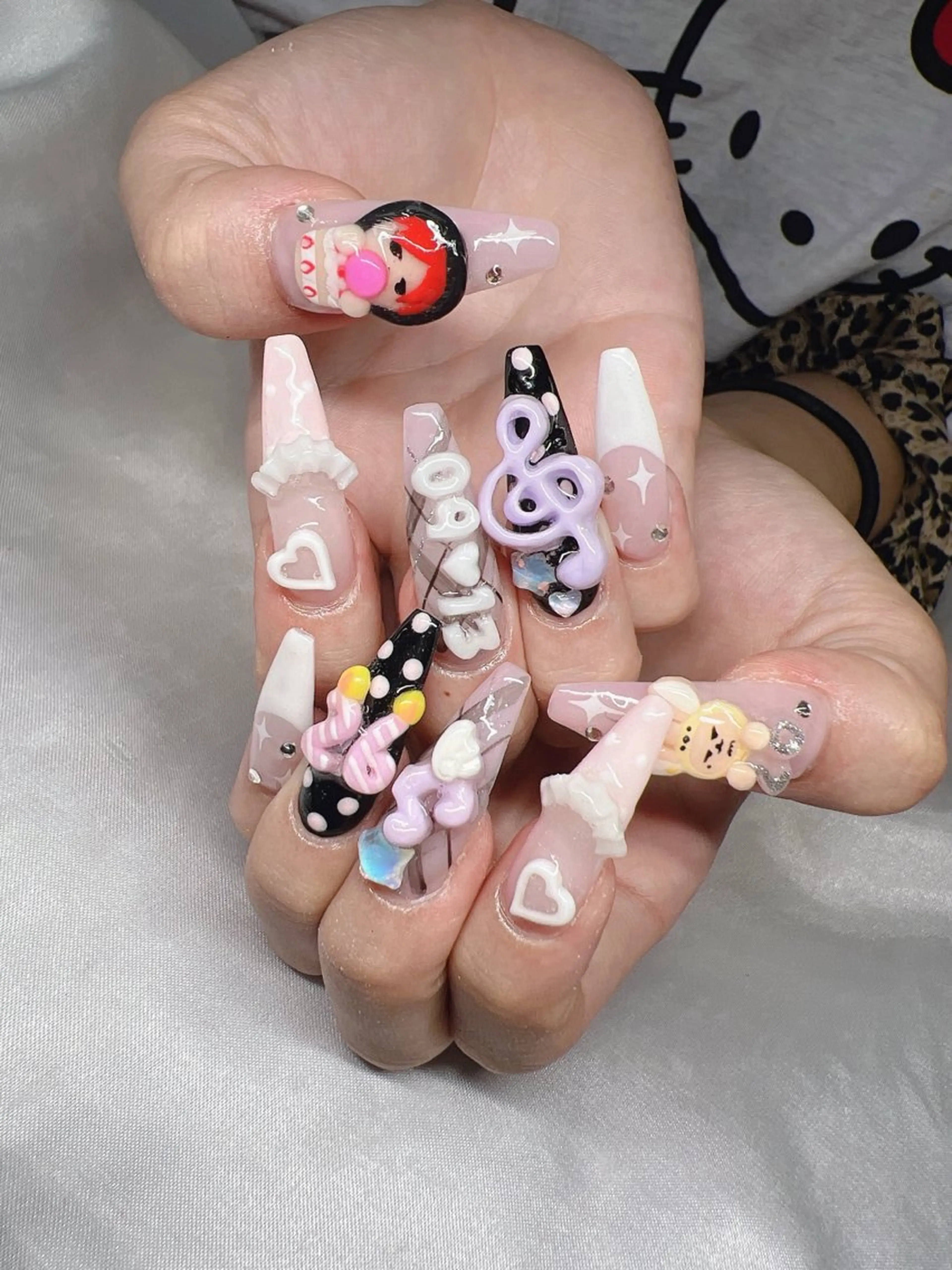 ネイル ハンドネイル Lee Nailsのネイルデザイン