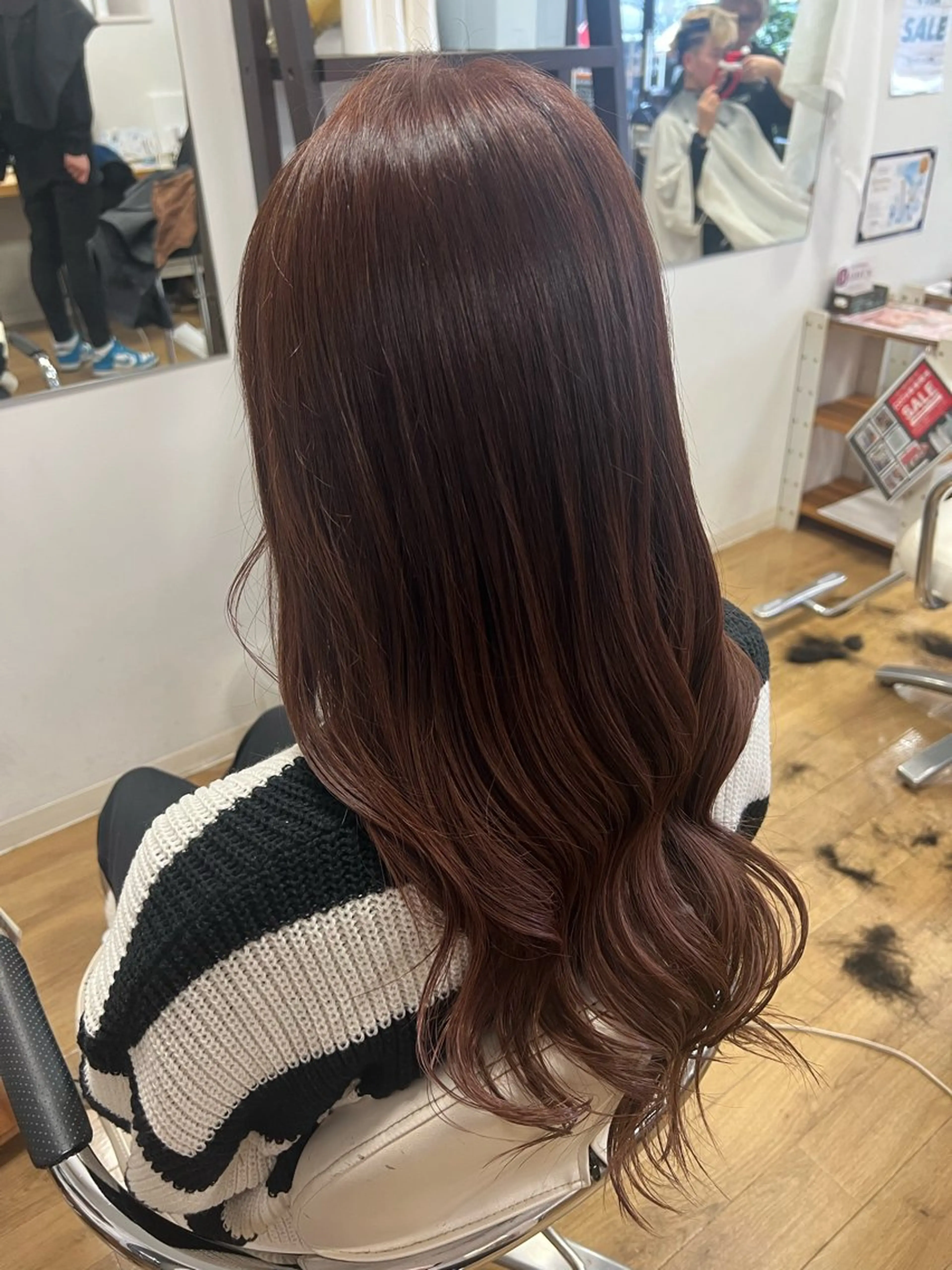 ロング カラー ピンクカラー ヘアカラー NATURAL MOMOMIのヘアスタイル