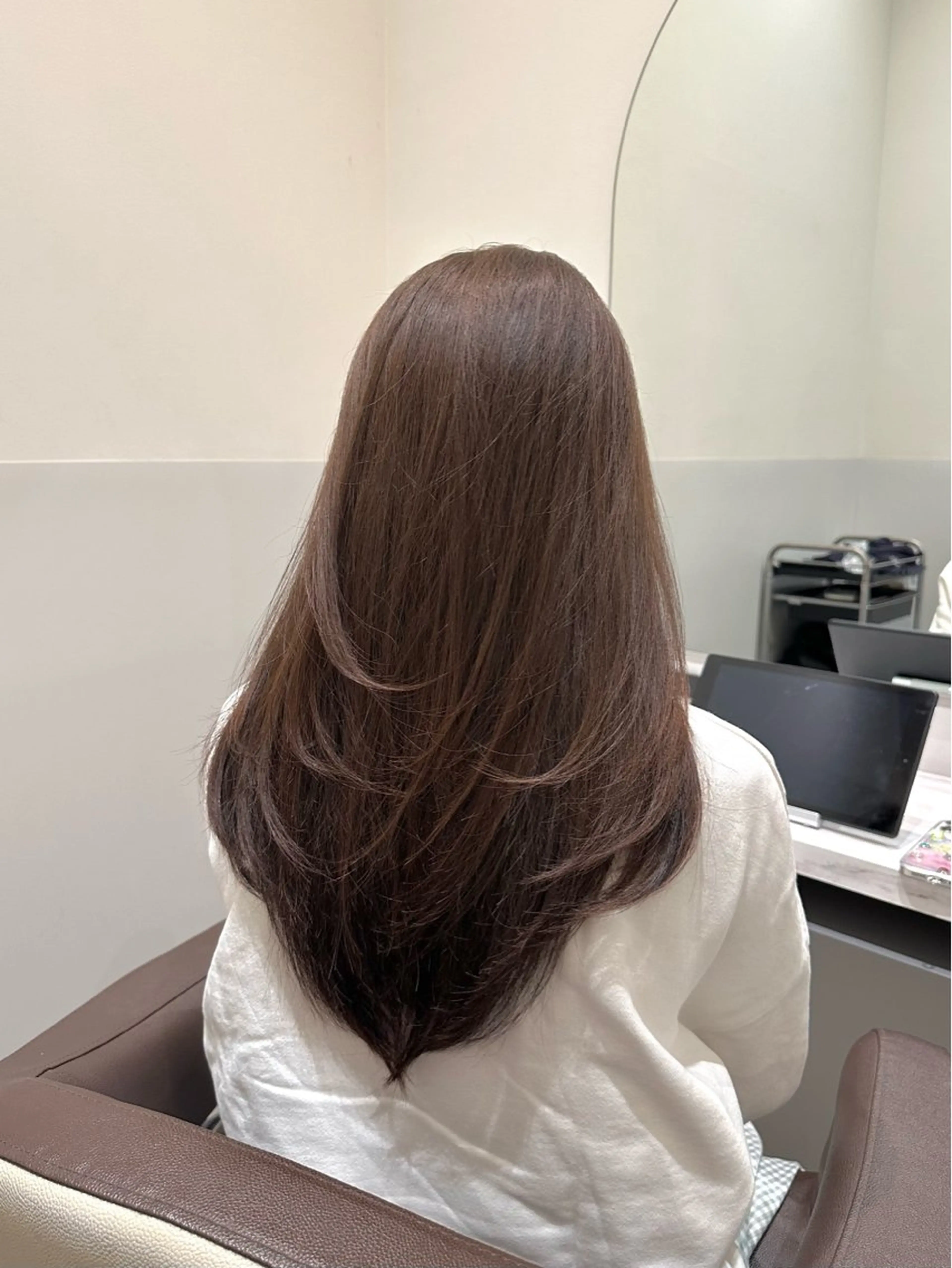 ロング カラー ベージュカラー ブリーチ ブリーチなしカラー カット ヘアカラー トリートメント LUMO所属・矢野 晃平のヘアスタイル