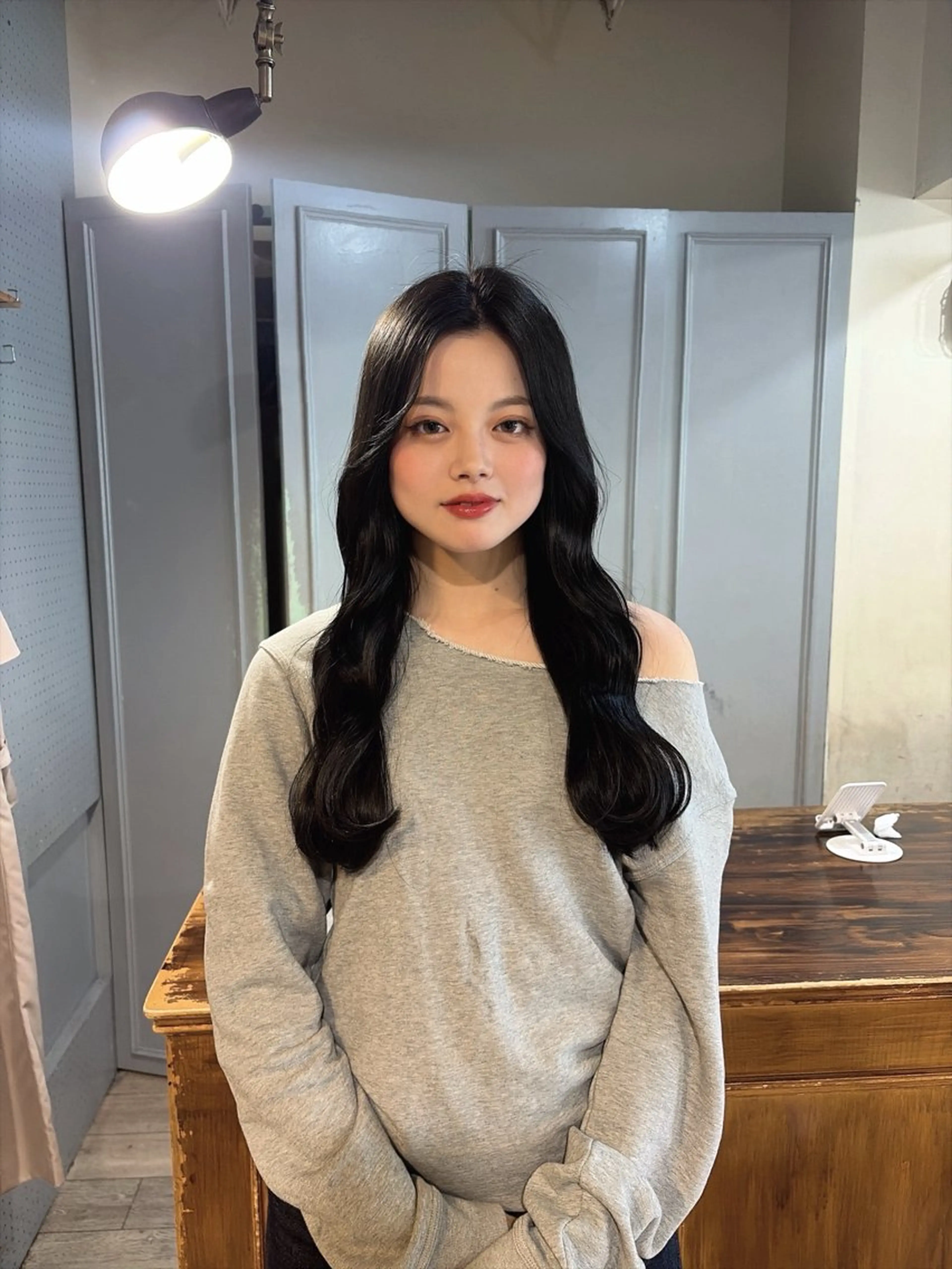 ロング ヘアカラー 💜🦋 COCONA🦋💜のヘアスタイル