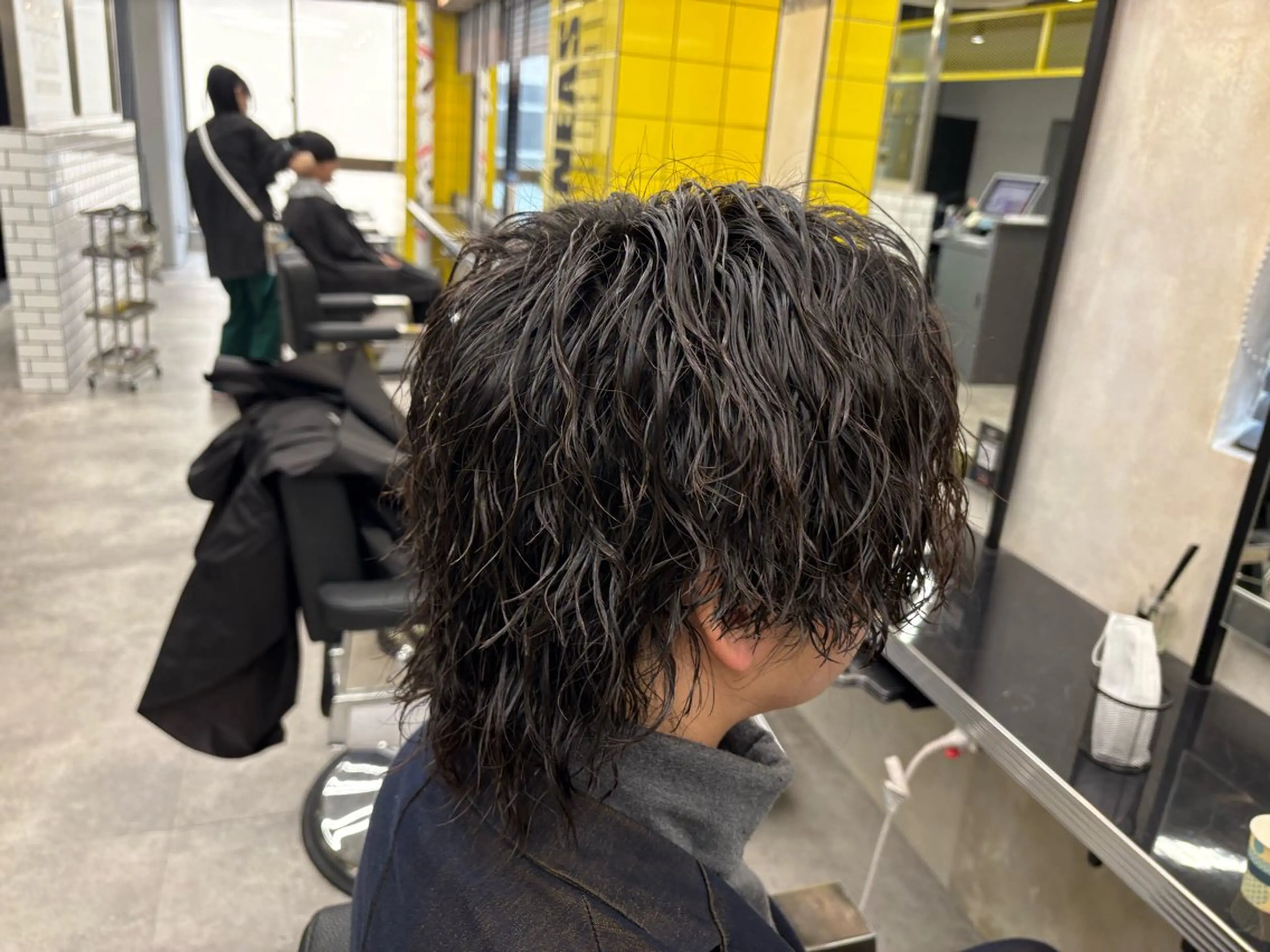 ミディアム パーマ メンズ カット パーマ 池袋メンズ専門💣 玉造利樹のヘアスタイル