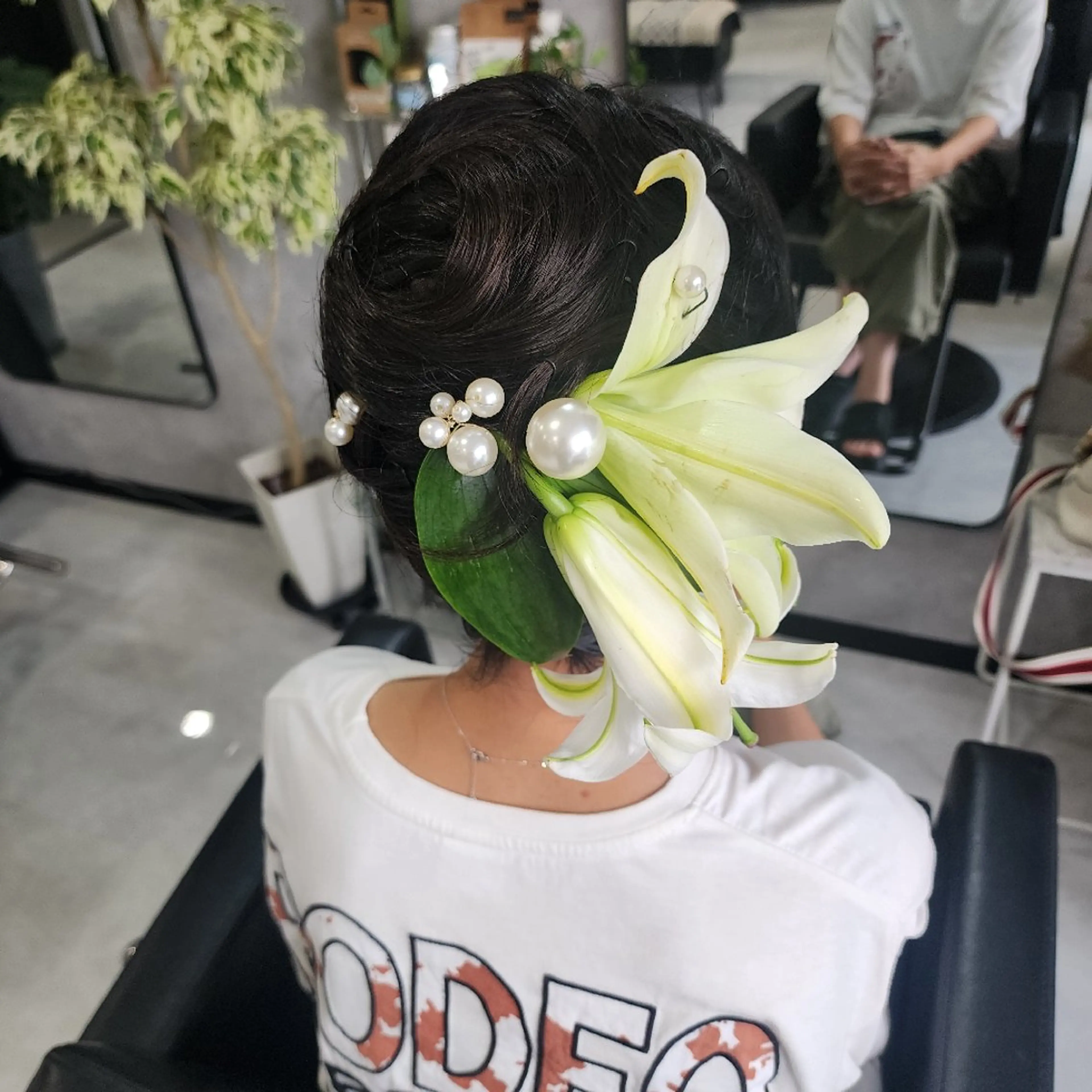 ヘアアレンジ 成人式 卒業式のヘアスタイル ESTELA... OHARA のヘアスタイル