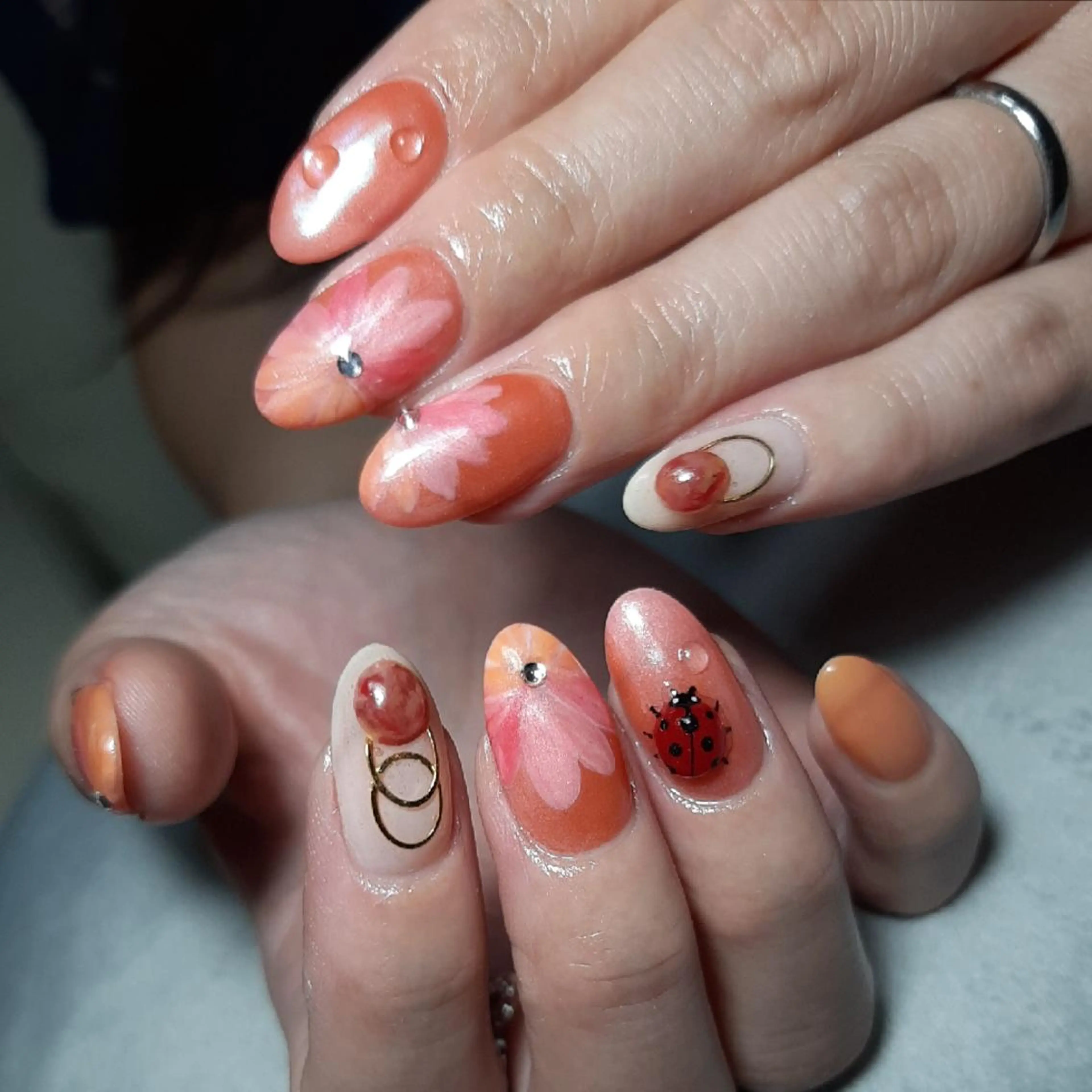 ネイル ネイリスト やましたのネイルデザイン