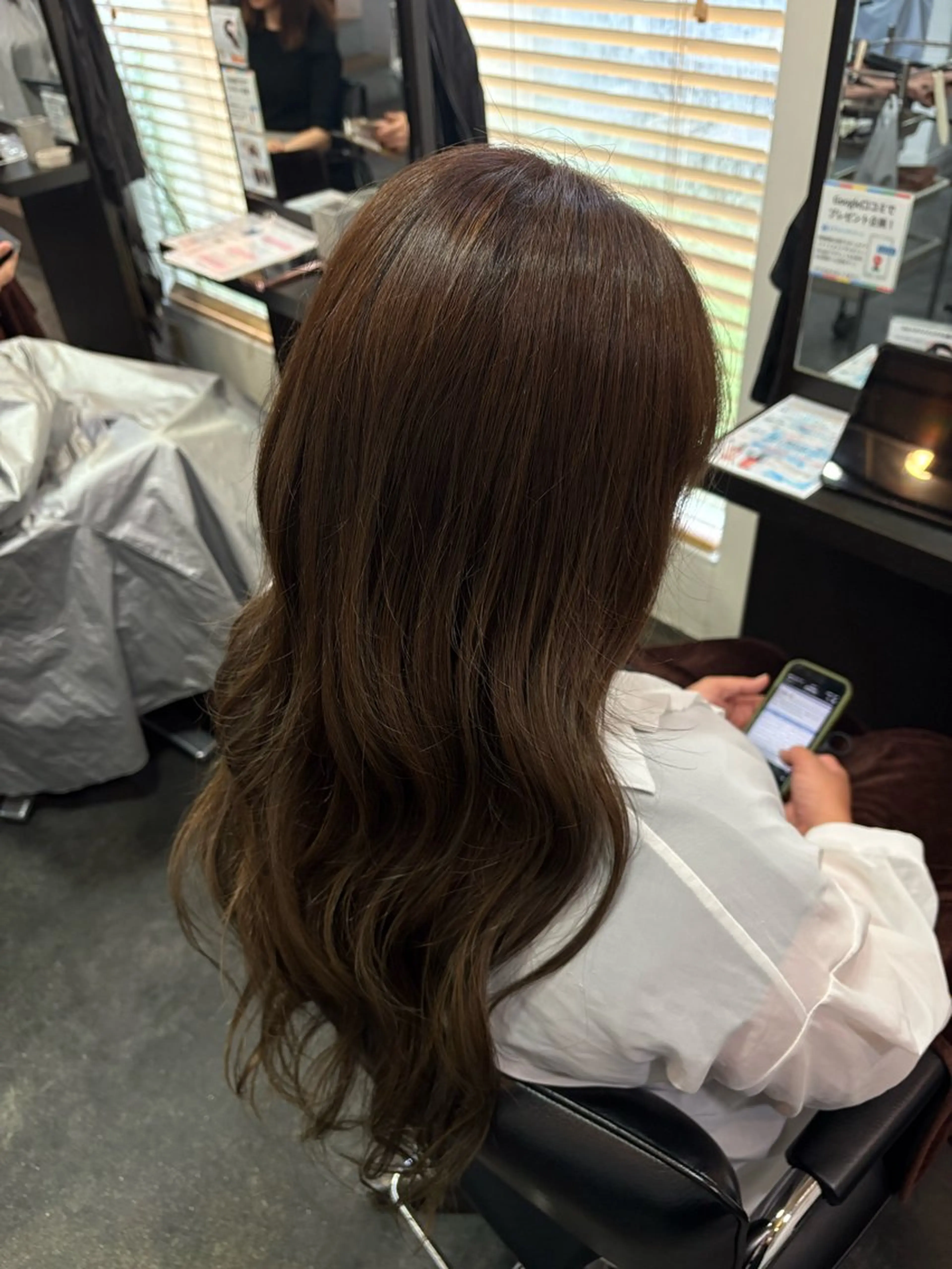 ロング カラー ブラウンカラー オリーブブラウン 奥山 和奏のヘアスタイル