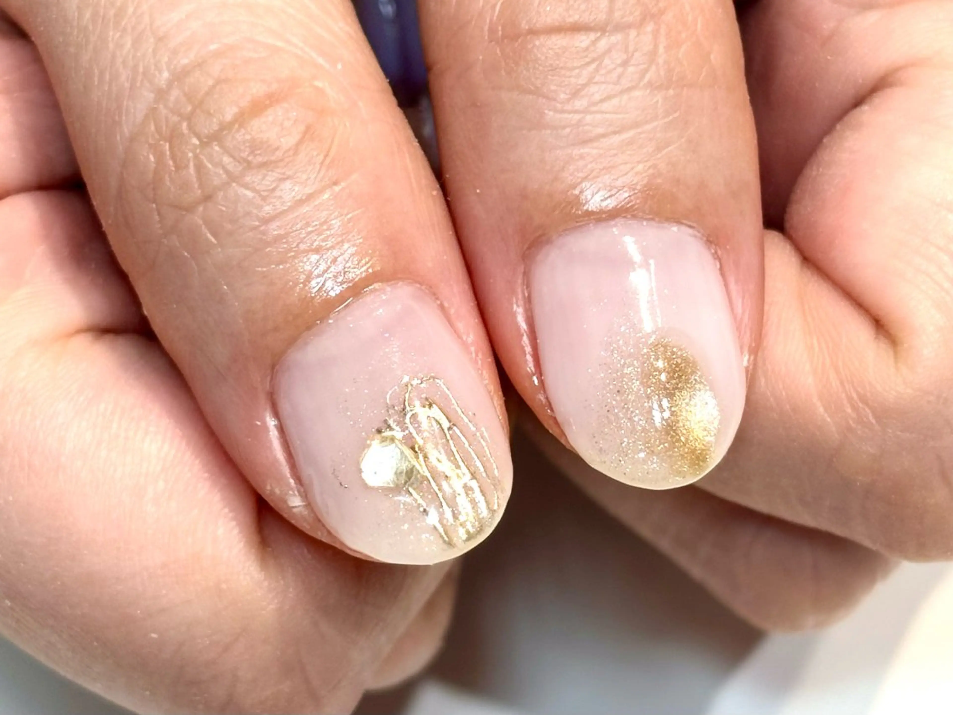 ネイル フットネイル フレンチネイル ジェルネイル グラデーション マグネットネイル misa🫧ナチュラ ル縮毛矯正/髪質改善のヘアスタイル