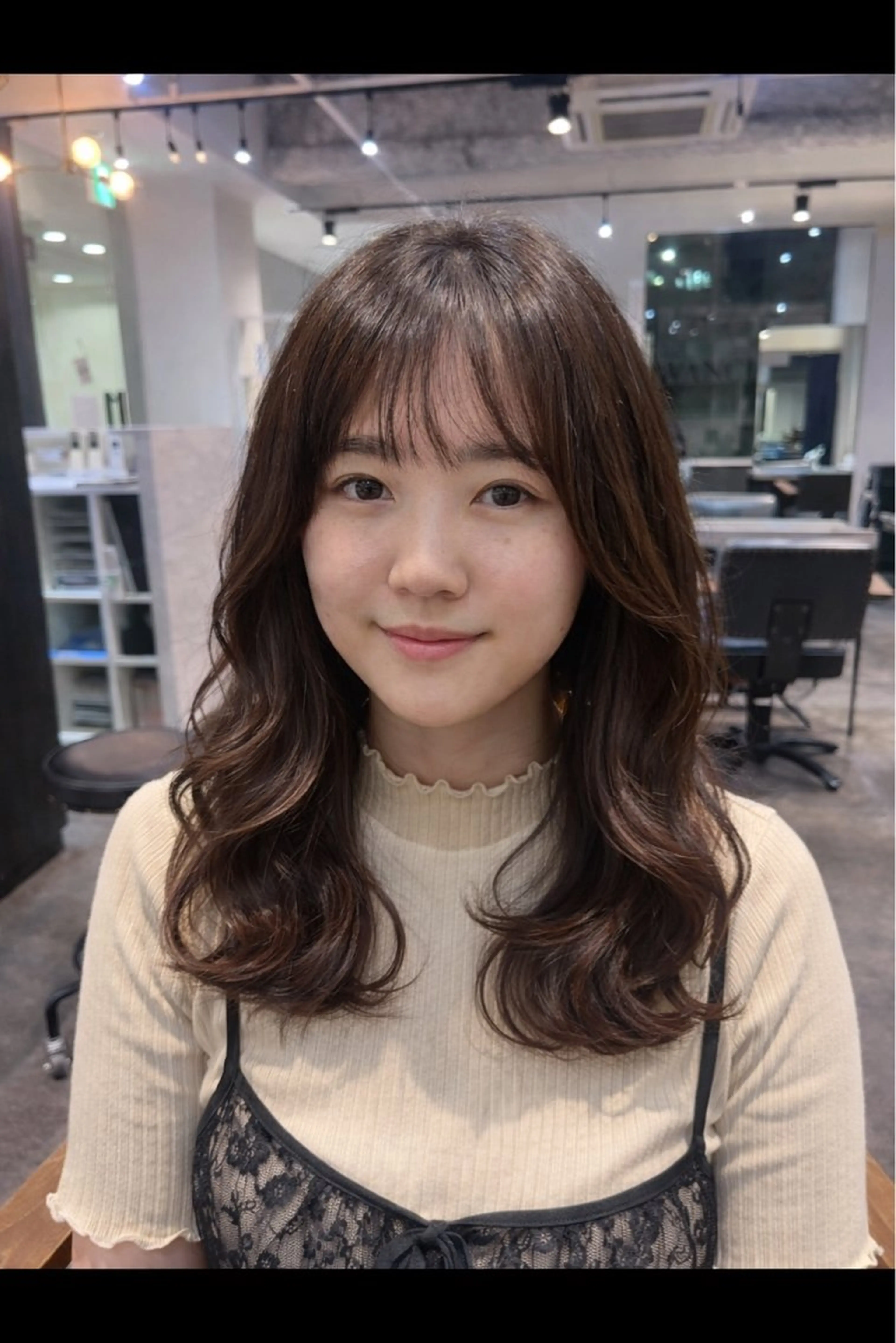 セミロング カラー 顔まわりレイヤー 顔周りカット レイヤーカット カット ヘアカラー AVANCE.PRODUCED by EGAO所属・🍒似合わせカット /艶感カラー/長谷のヘアスタイル