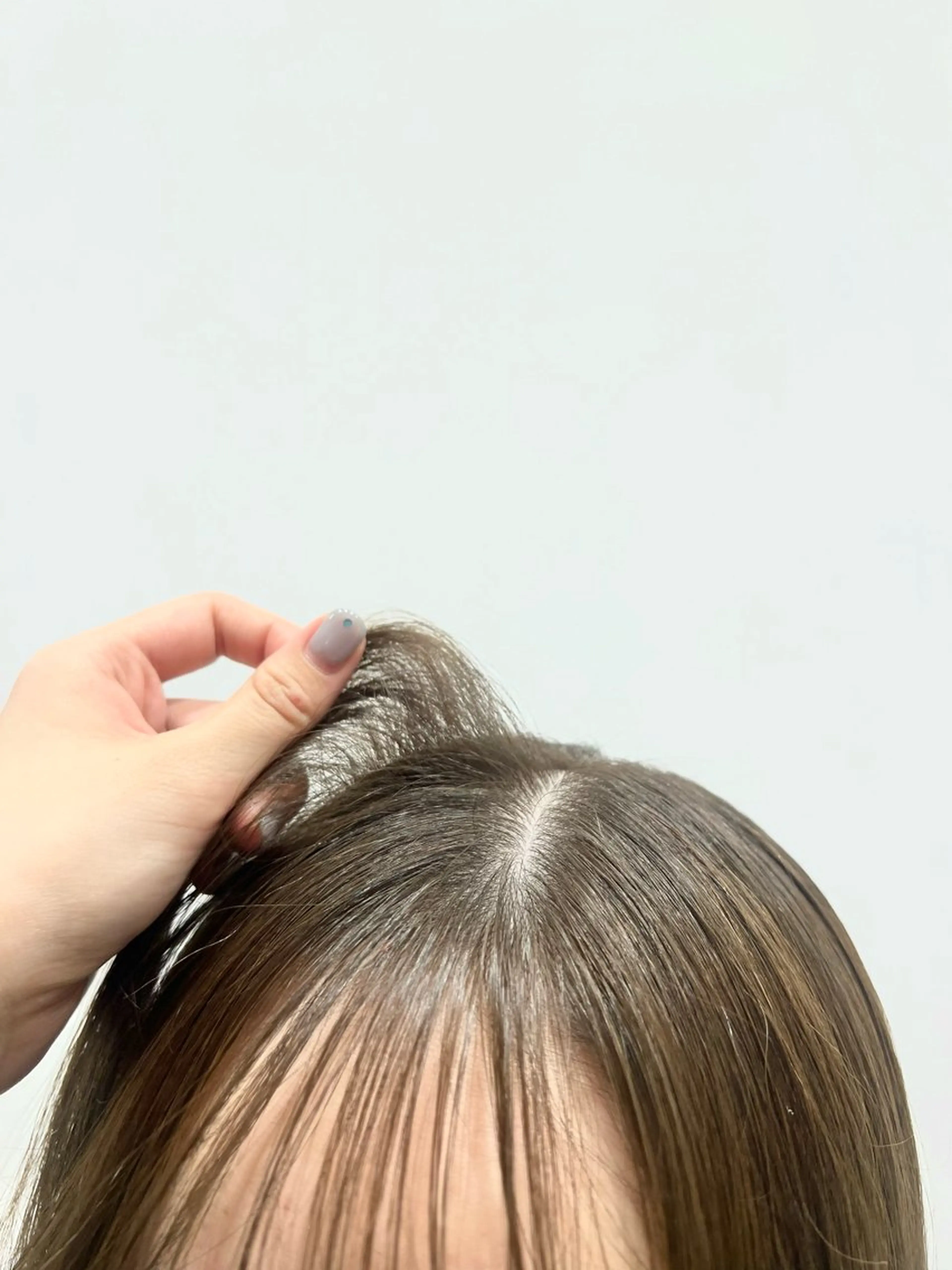 ショート カラー ベージュカラー 透明感カラー オリーブベージュ ヘアカラー KEYMAN MEGUMIのヘアスタイル