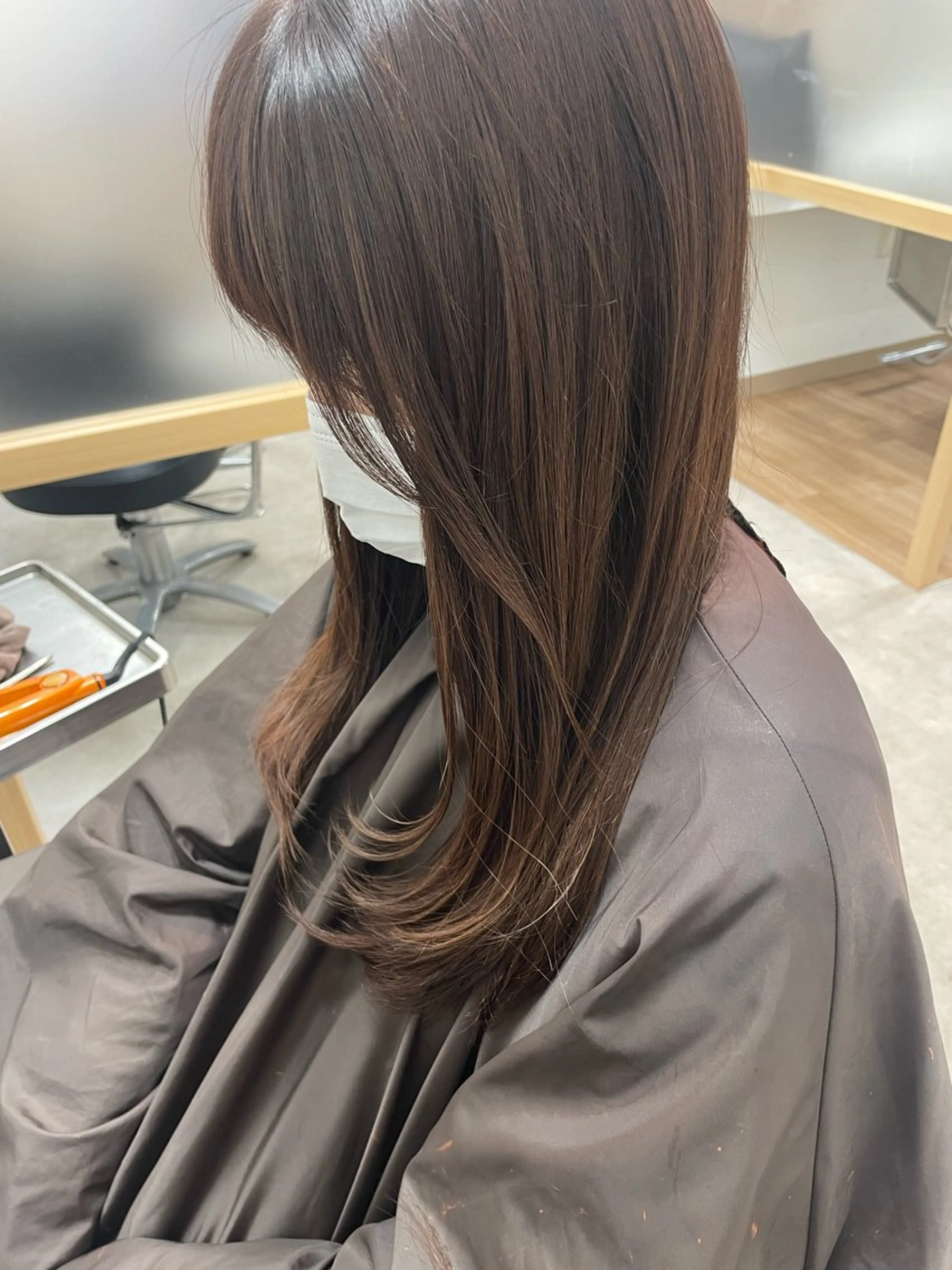 ロング カラー 顔まわりレイヤー 顔周りカット レイヤーカット 葭葉 久美子のヘアスタイル