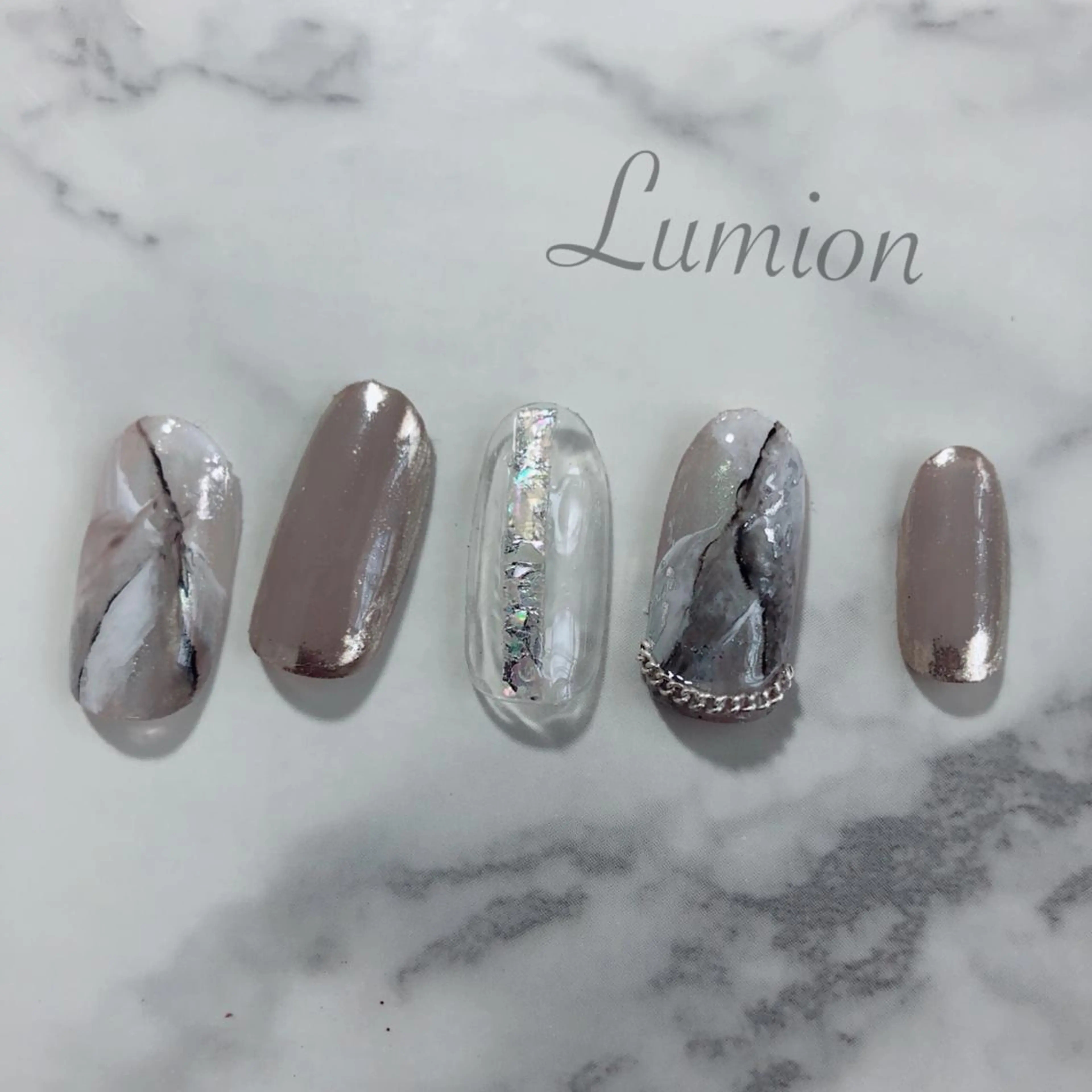 ネイル ミラーネイル ハンドネイル nailroom Lumionのネイルデザイン