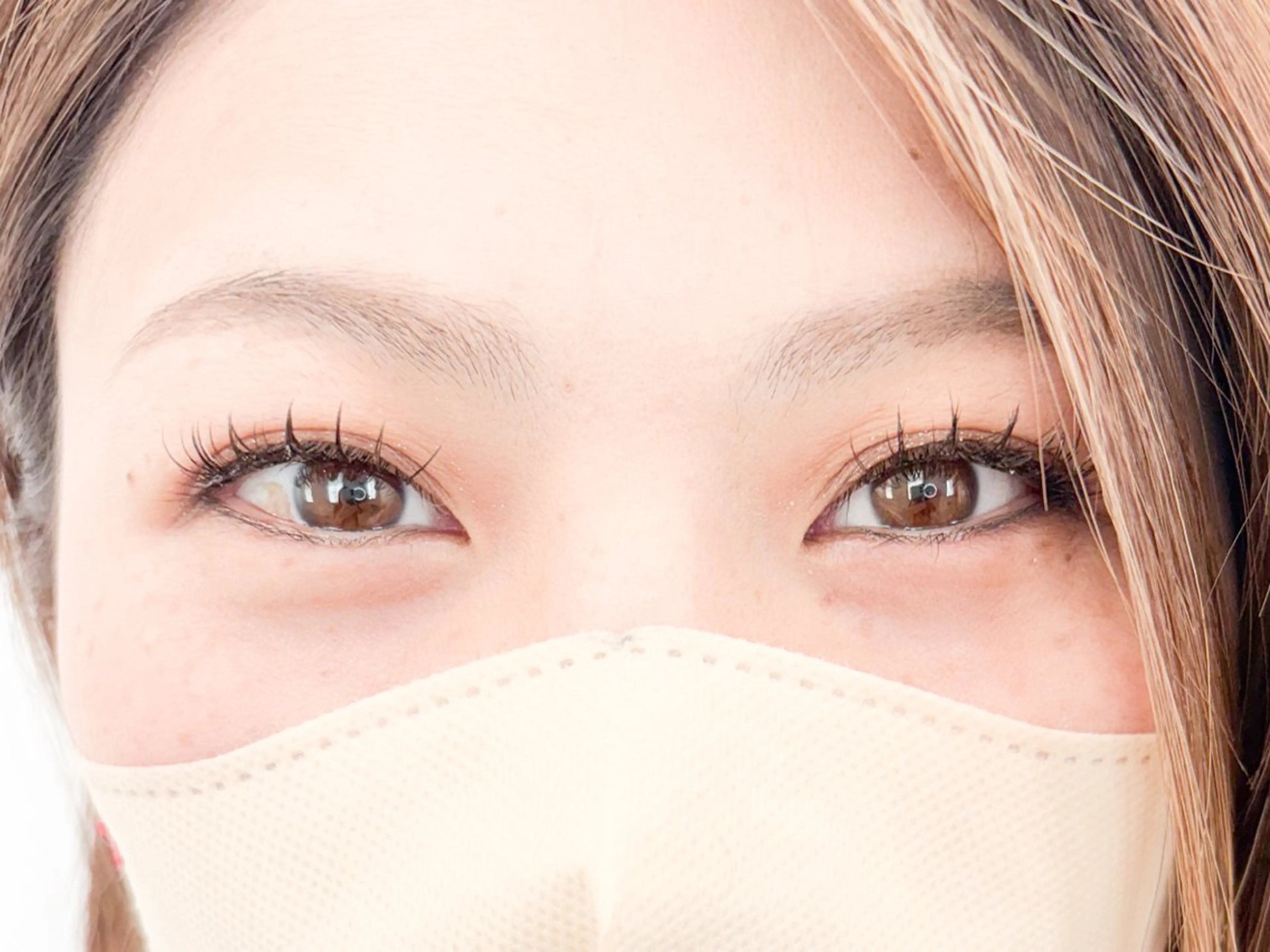 LEDフラットラッシュ140本の写真